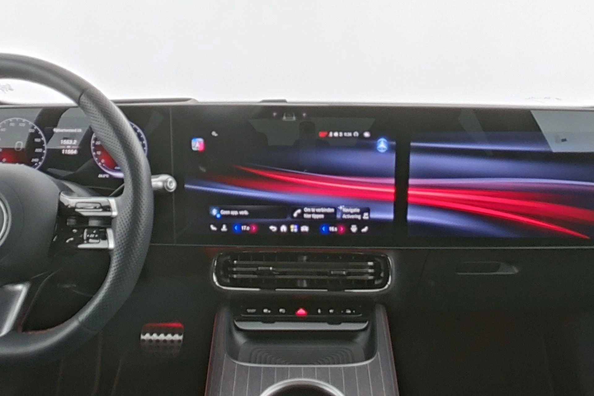 Mercedes-Benz-CLA-image-14