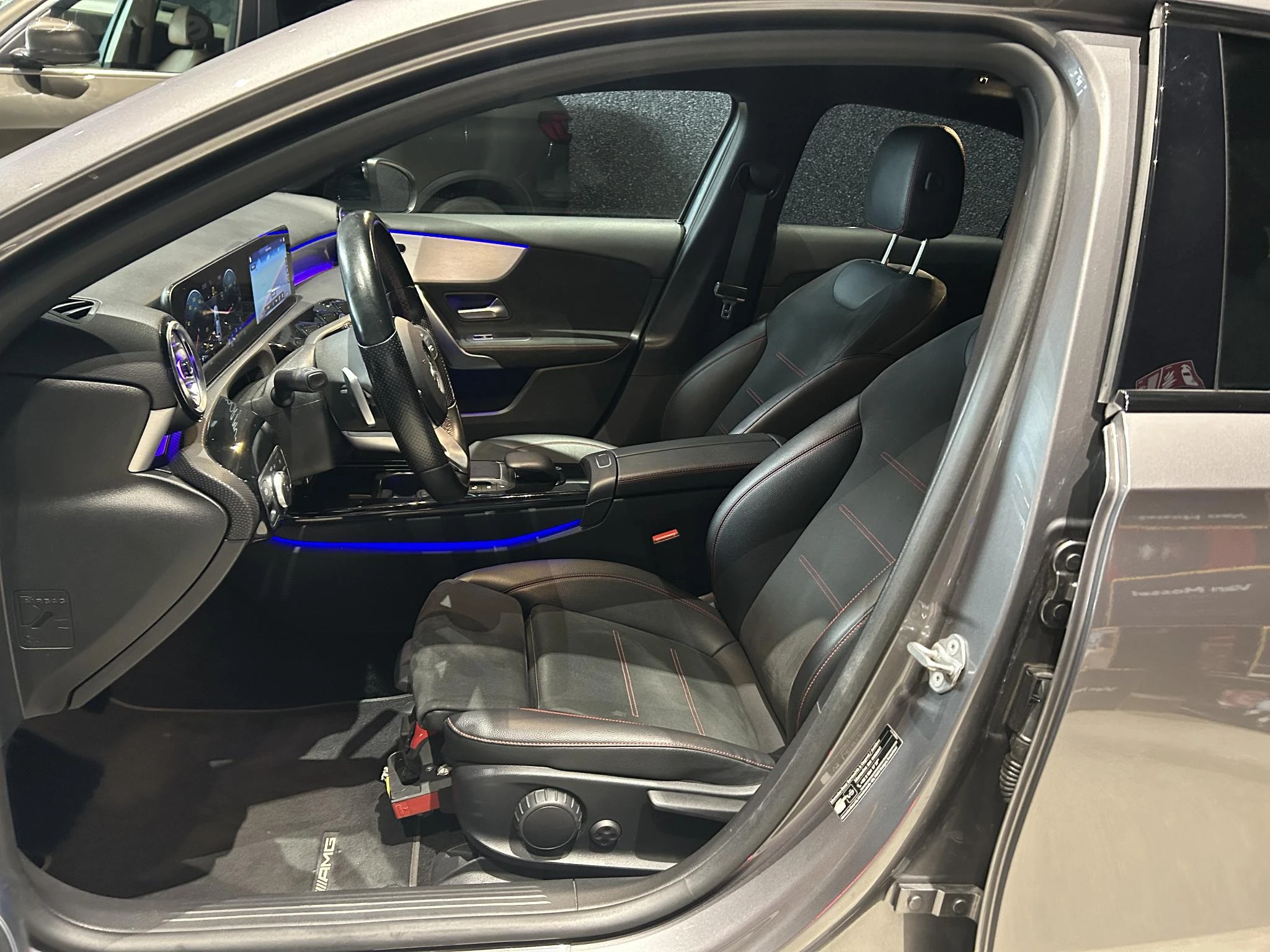 Mercedes-Benz-A-Klasse-image-15
