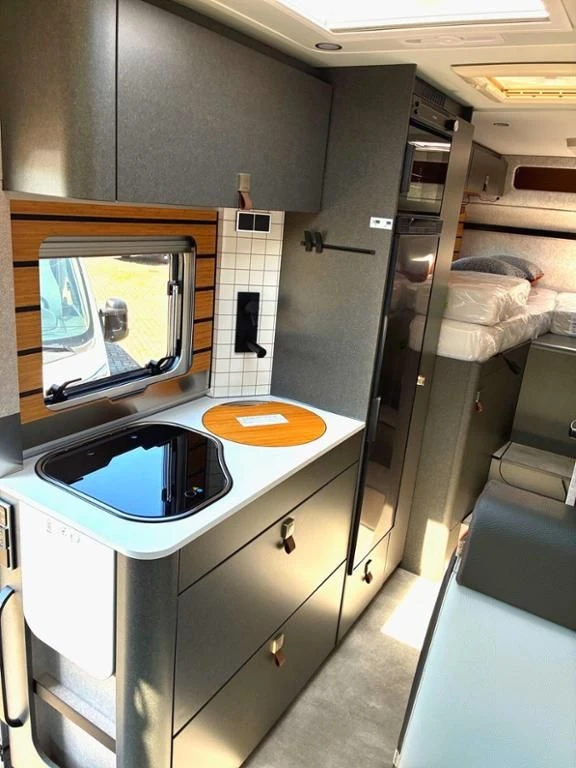 Hymer--image-12