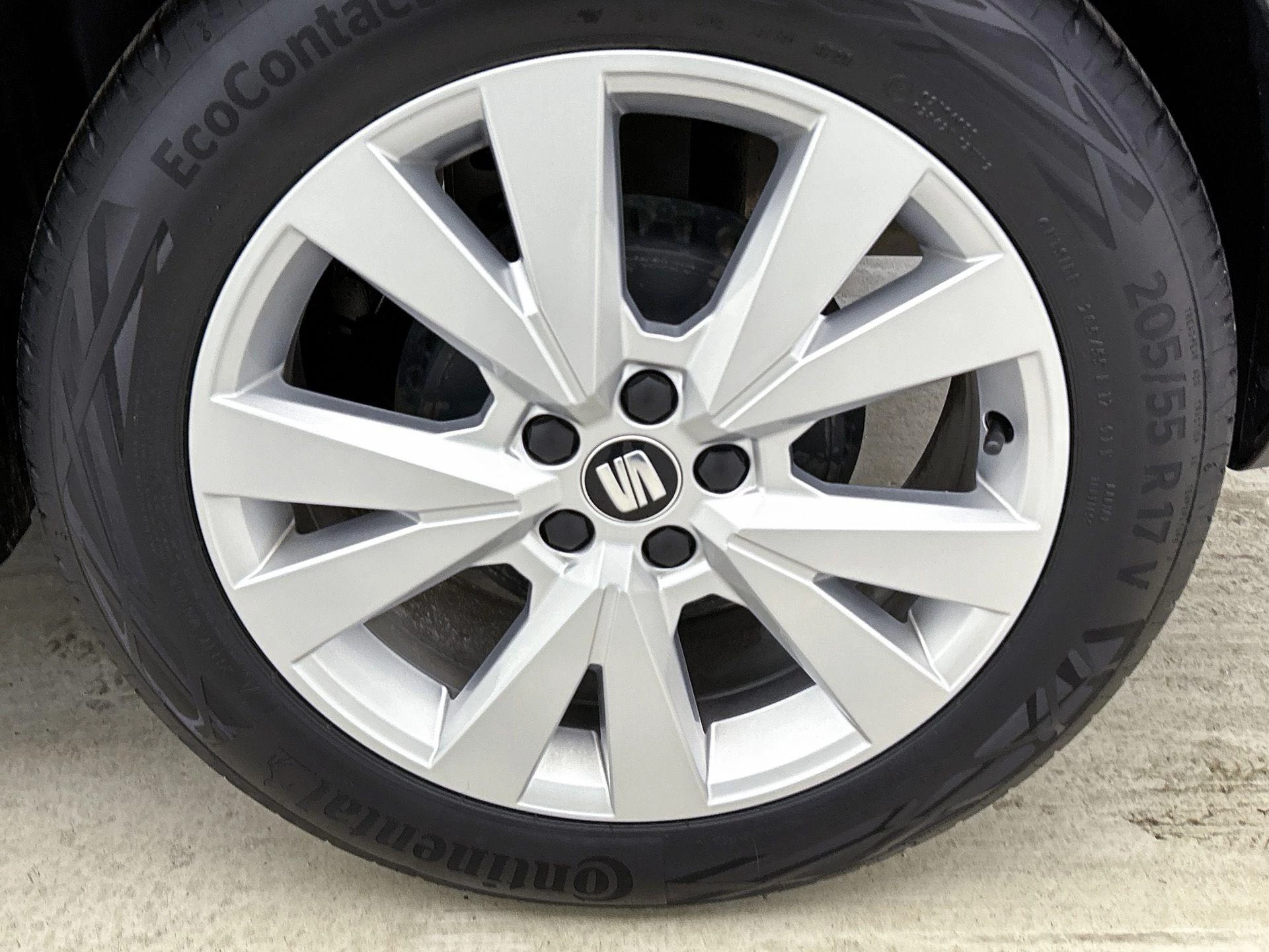 SEAT-Arona-image-33