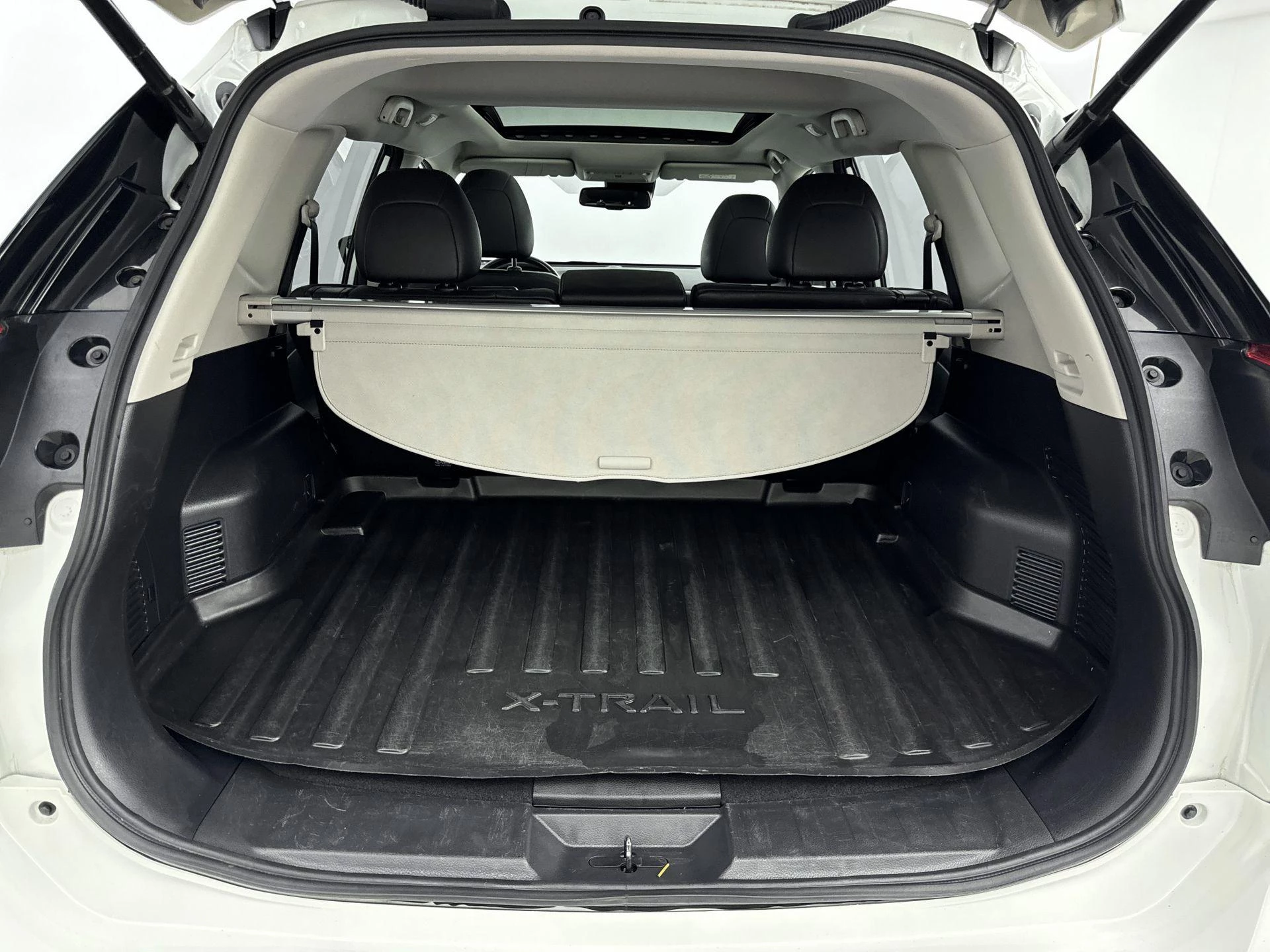 Nissan-X-Trail-image-12