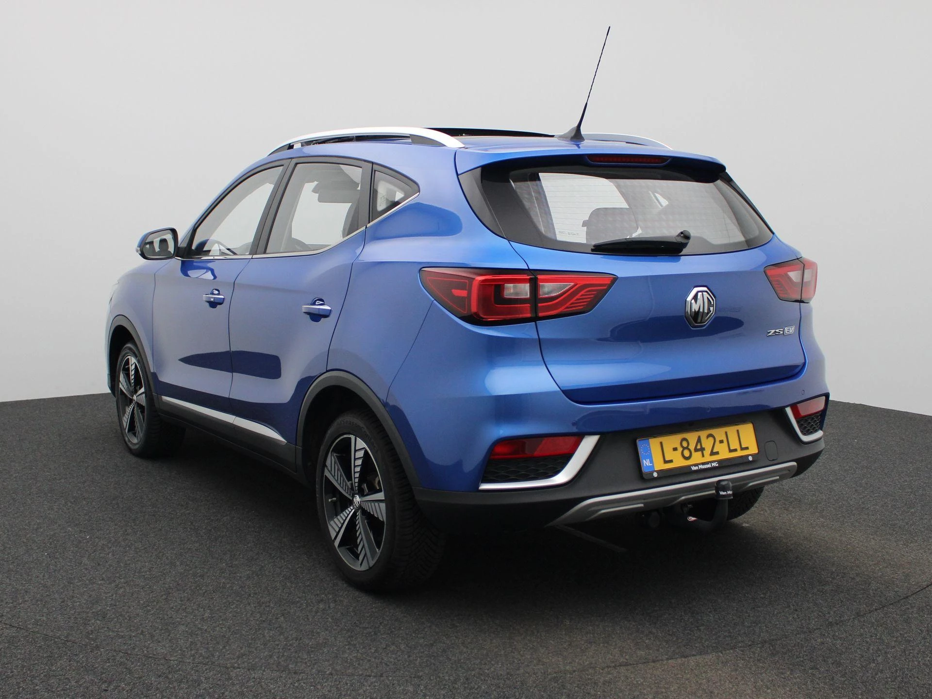 MG ZS EV