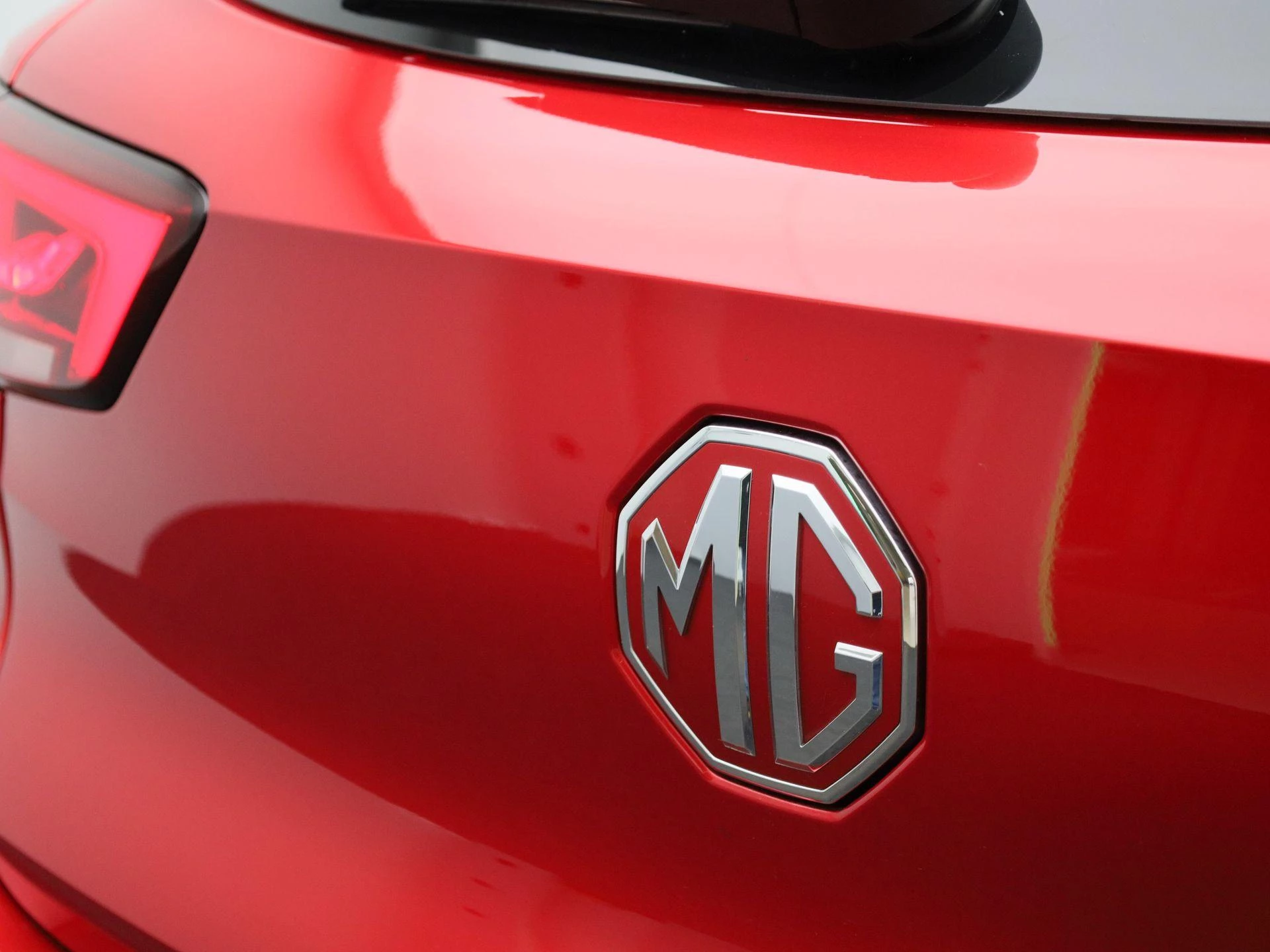 MG ZS EV Long Range Luxury 70 kWh