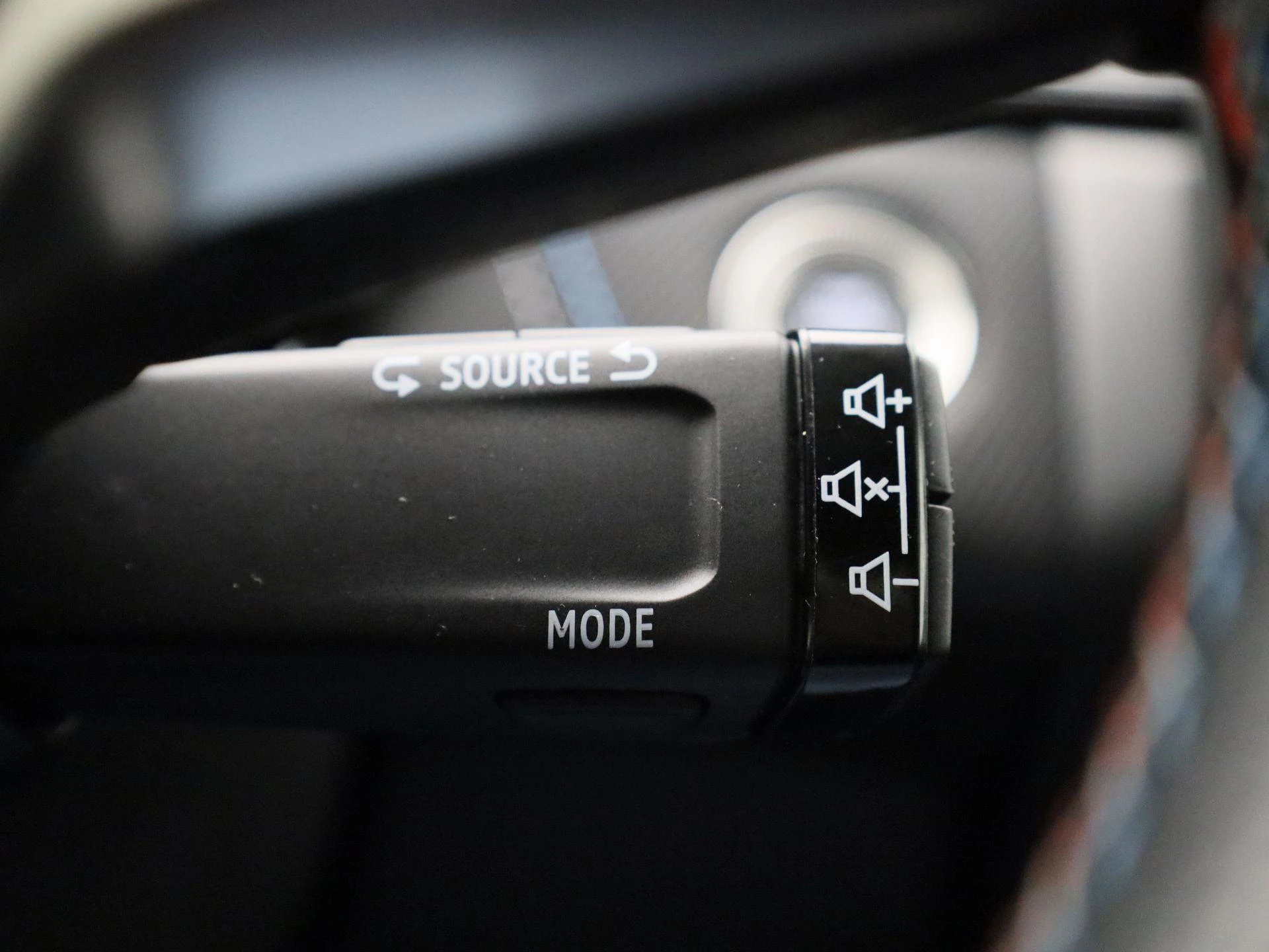 Renault-Captur-image-19