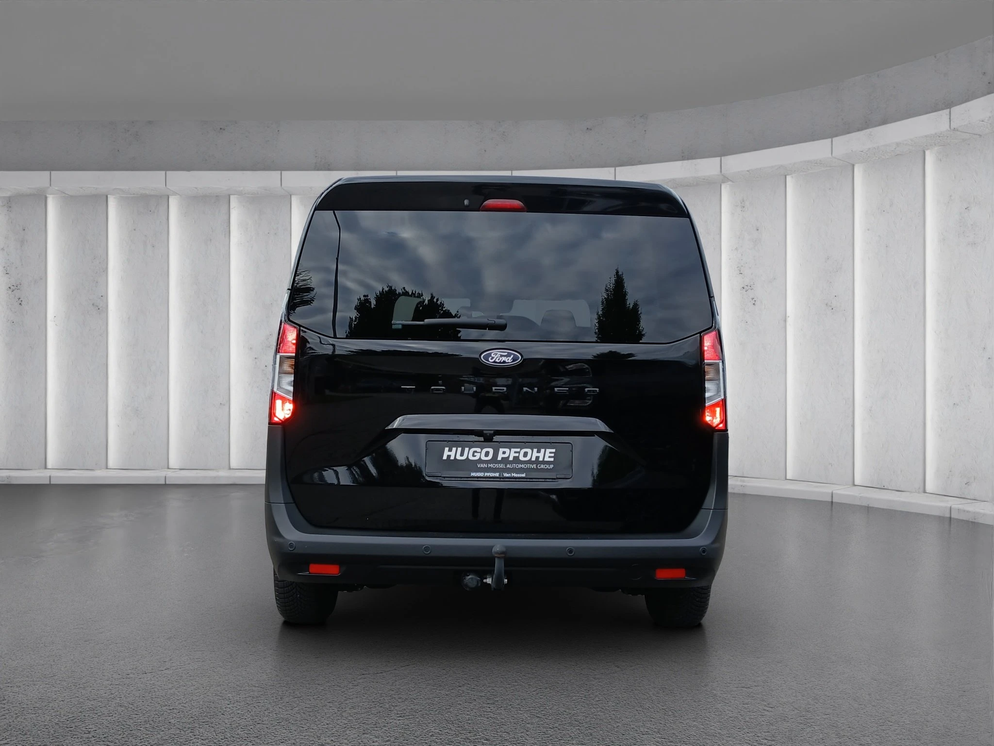 Ford-Tourneo Courier-image-3