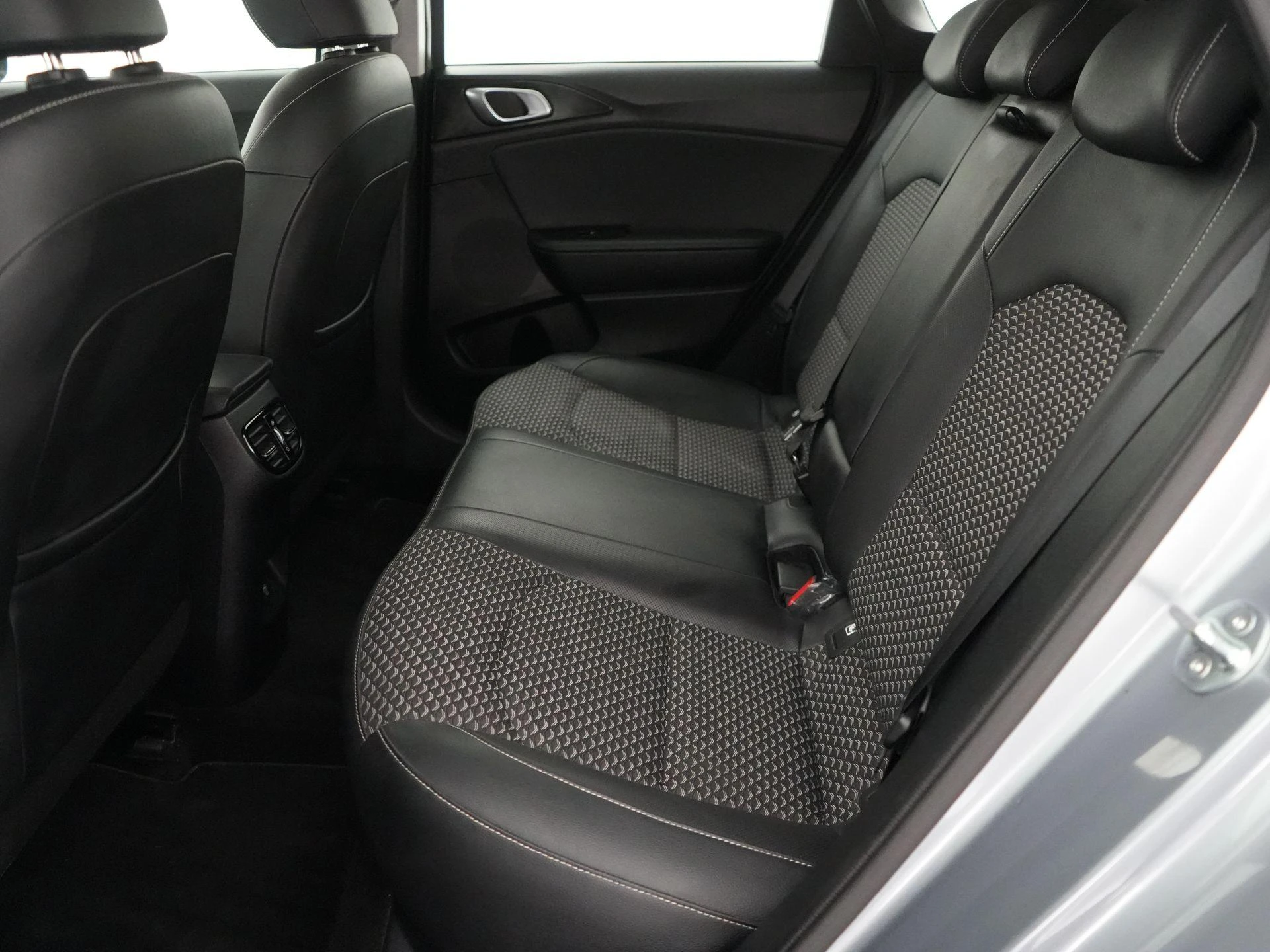 Kia-cee'd-image-14