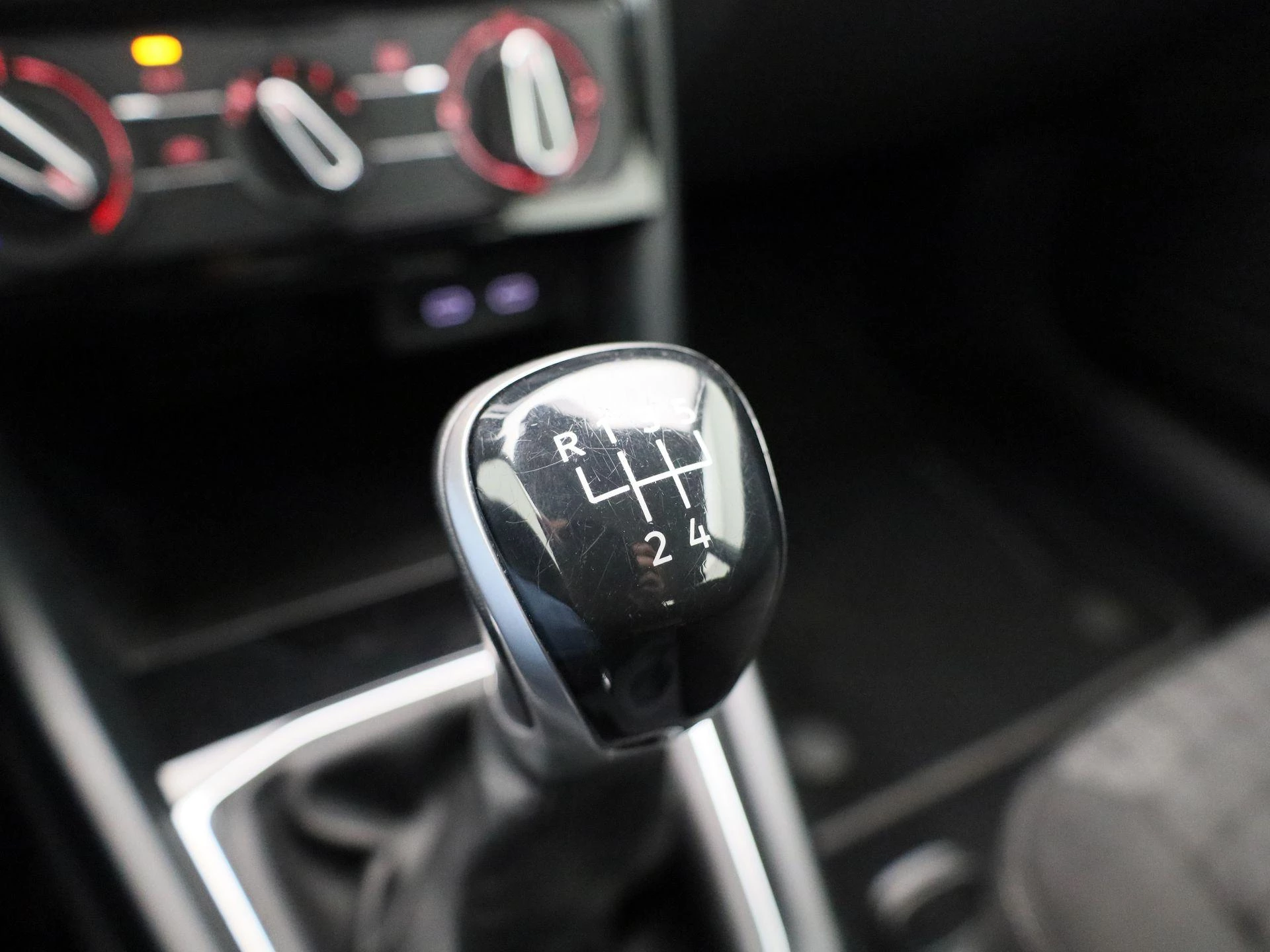 Volkswagen-T-Cross-image-22
