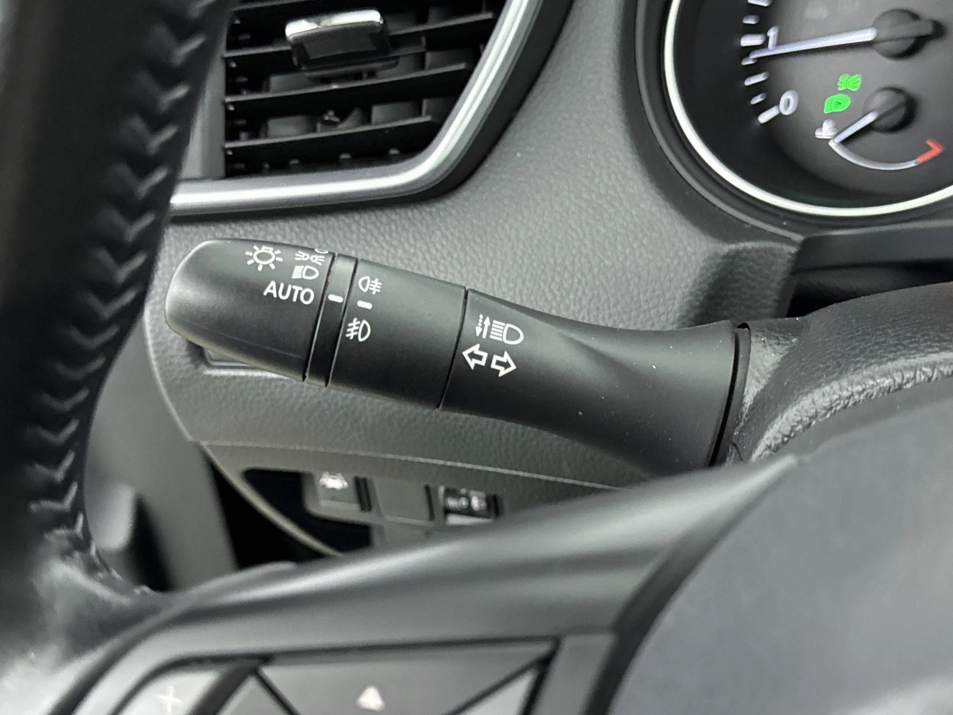 Nissan-QASHQAI-image-14
