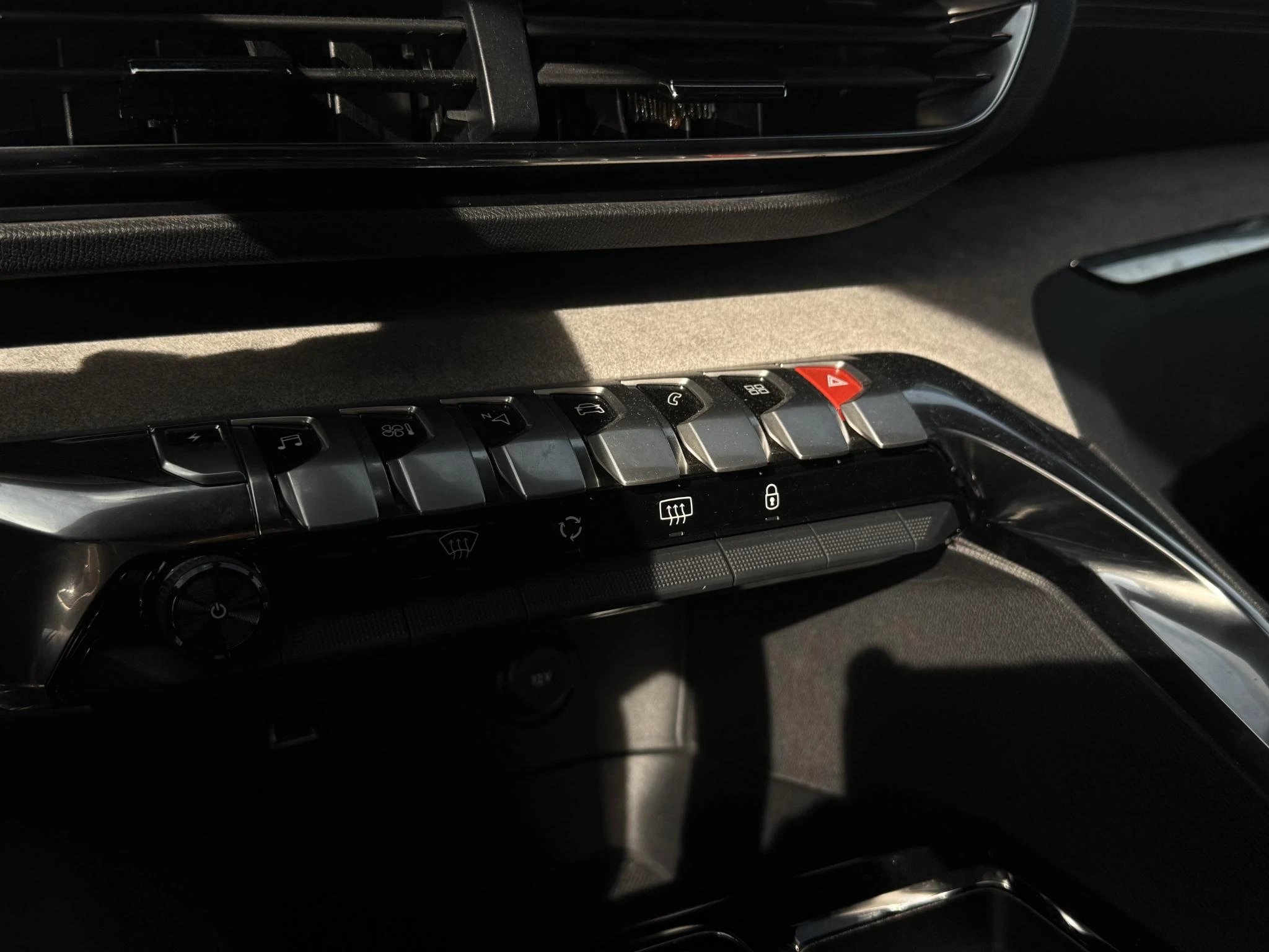 Peugeot-3008-image-19