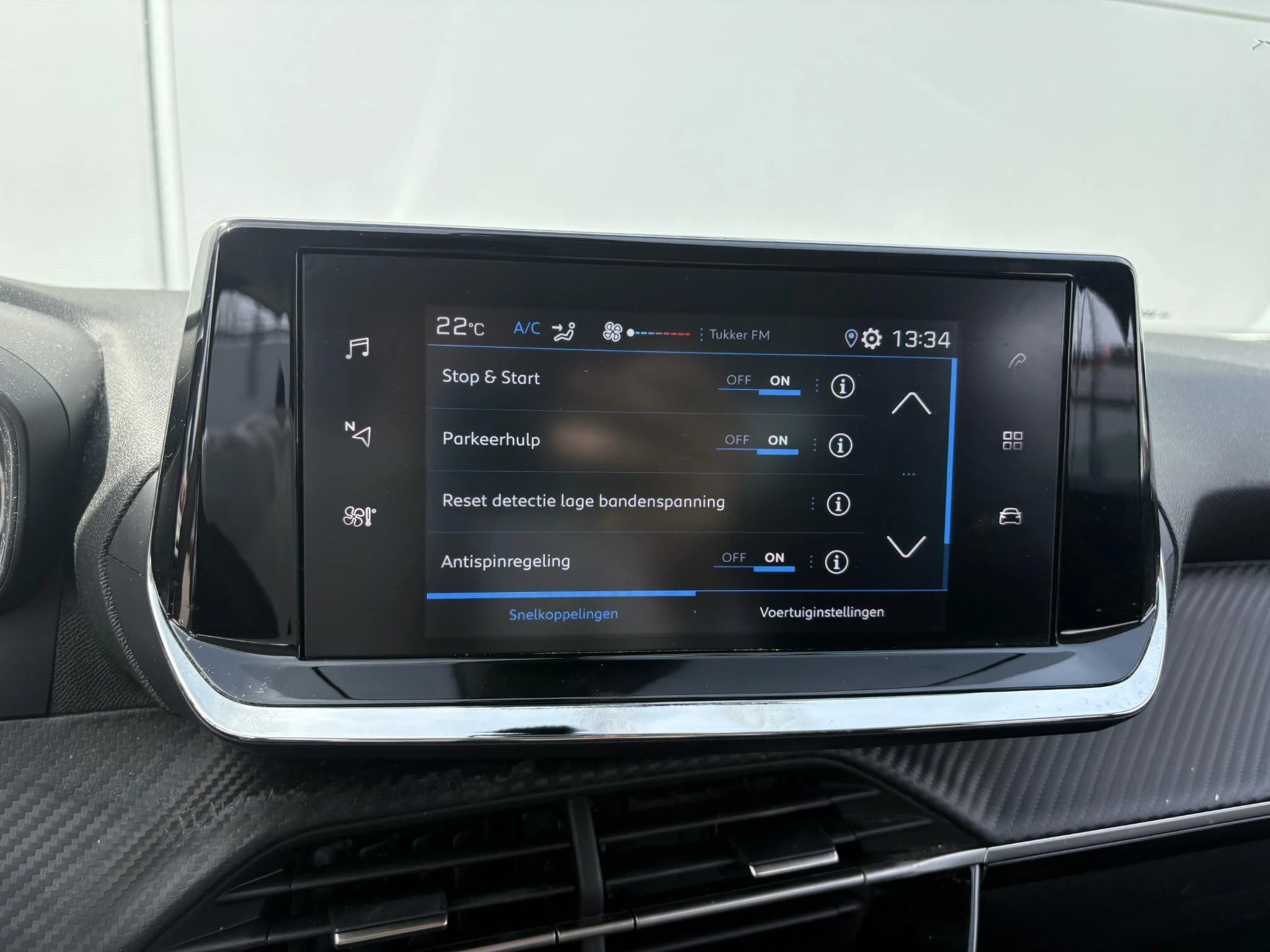Peugeot-2008-image-12