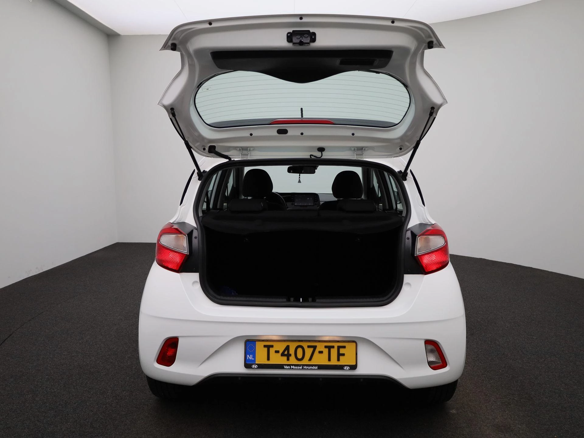 Hyundai-i10-image-10
