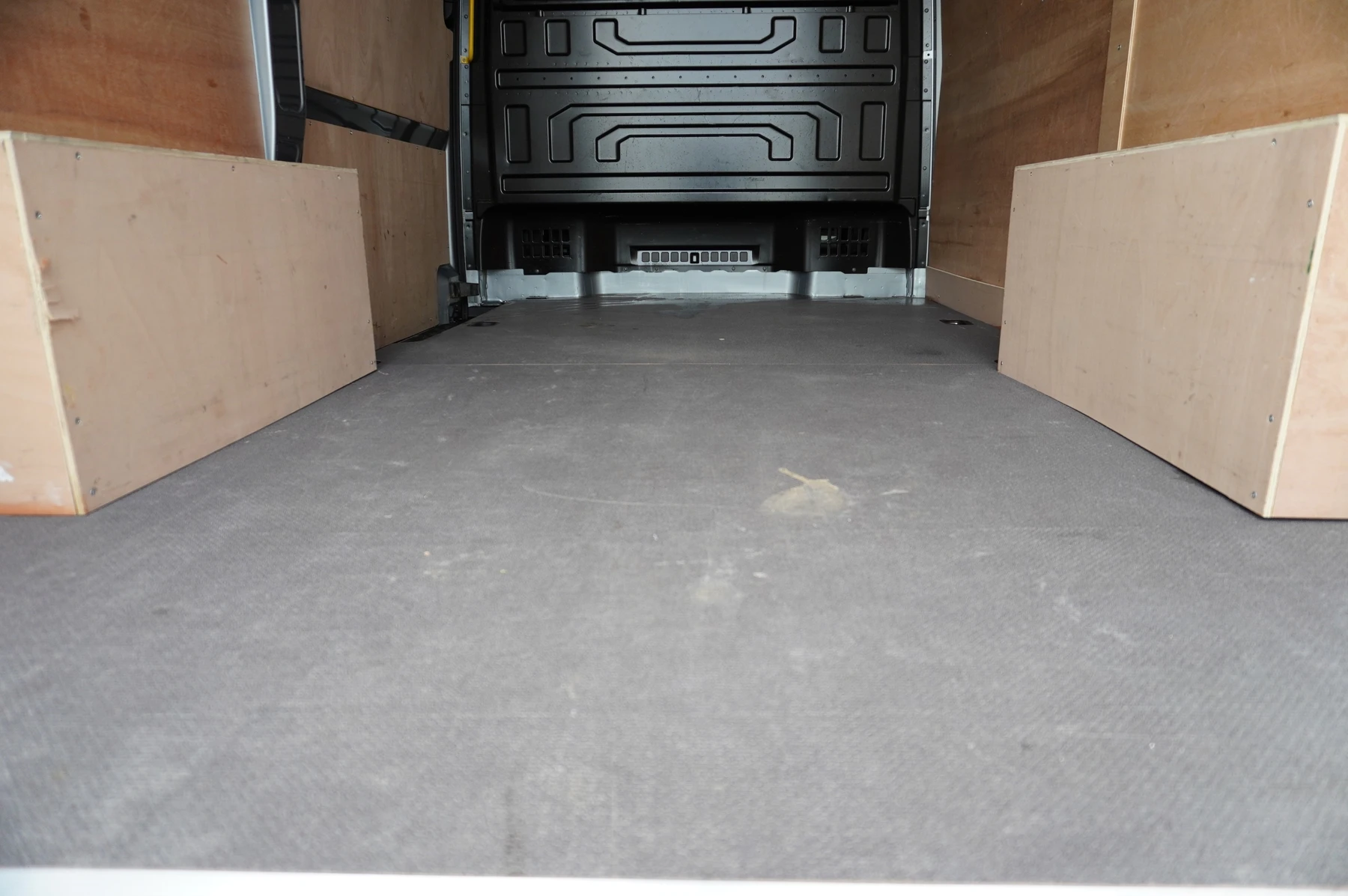 Volkswagen-Crafter-image-17