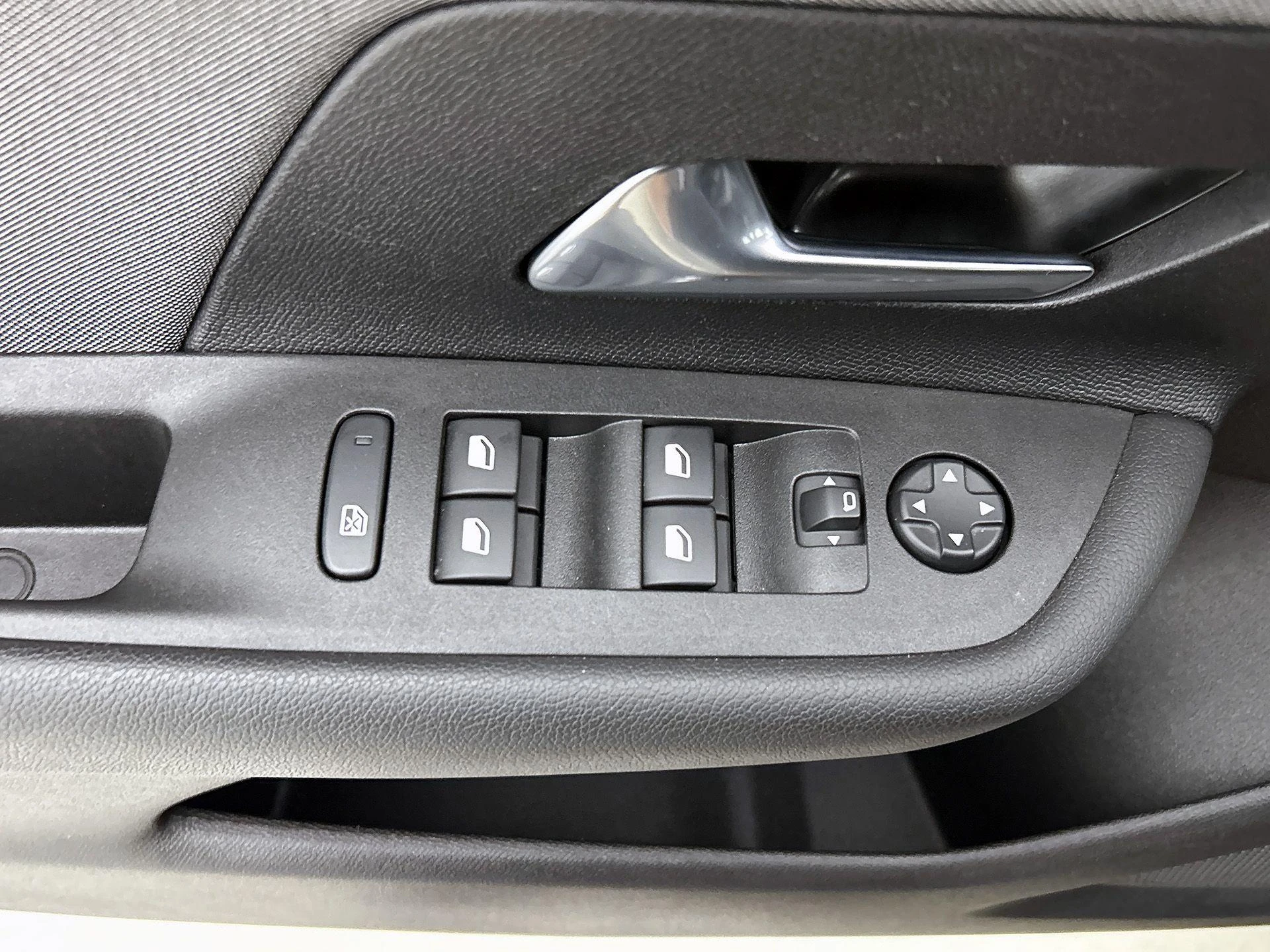 Opel-Mokka-image-31