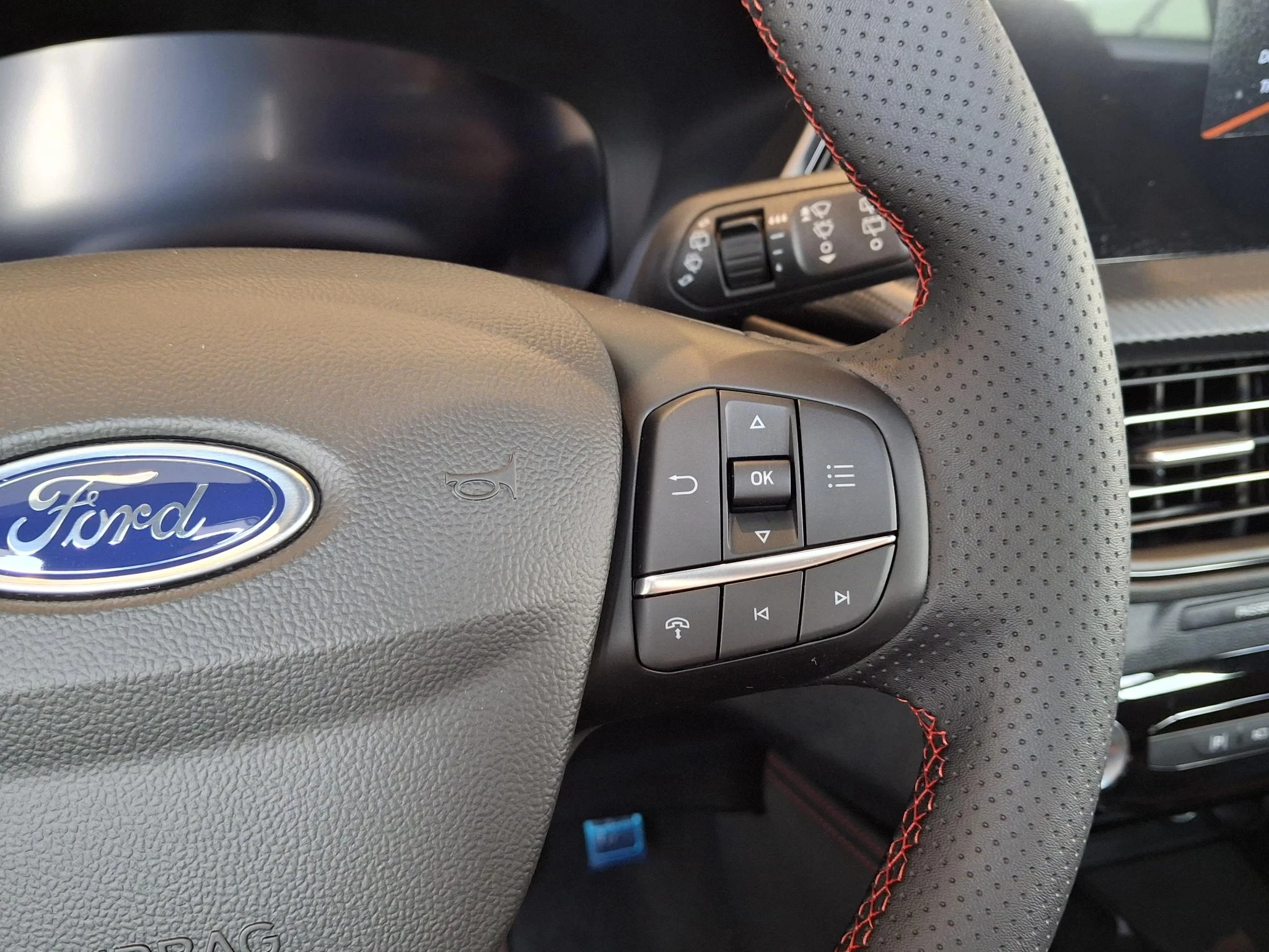 Ford-Kuga-image-15