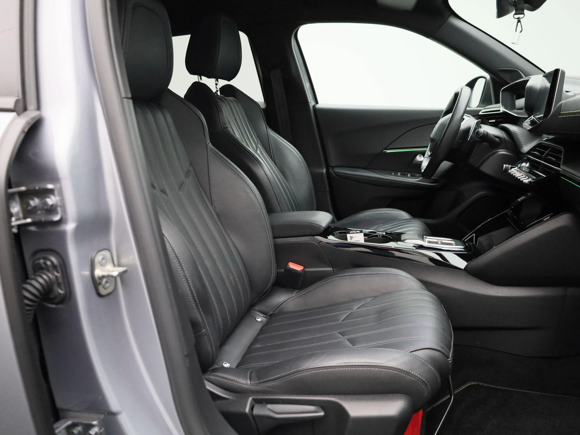 Peugeot-2008-image-34