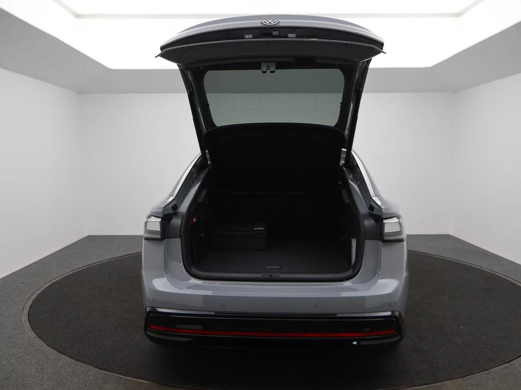 Volkswagen ID.7 Pro Business Premium 77kWh (286 pk) / DEMO