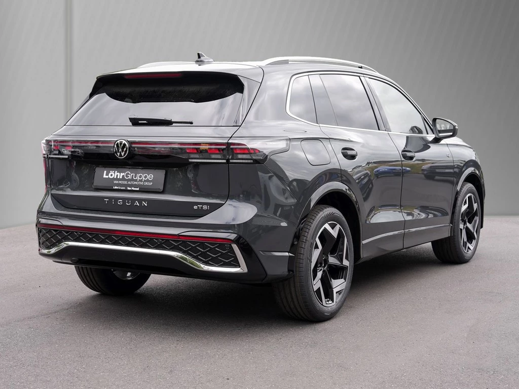 Volkswagen Tiguan R-Line 2.0TDI AHV Trailer Ass. Discover
