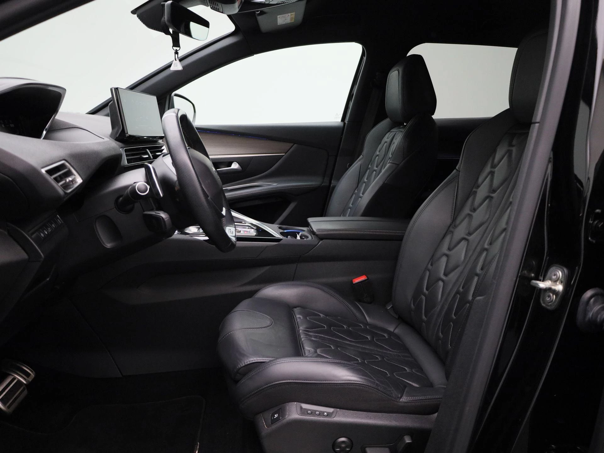 Peugeot-3008-image-8