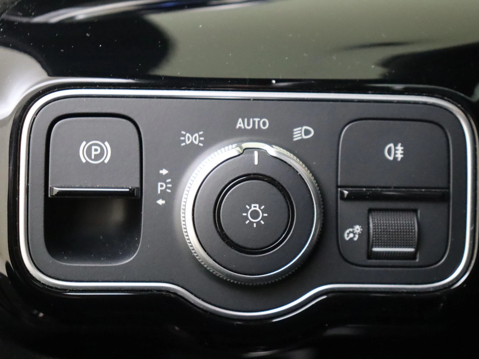 Mercedes-Benz-A-Klasse-image-24