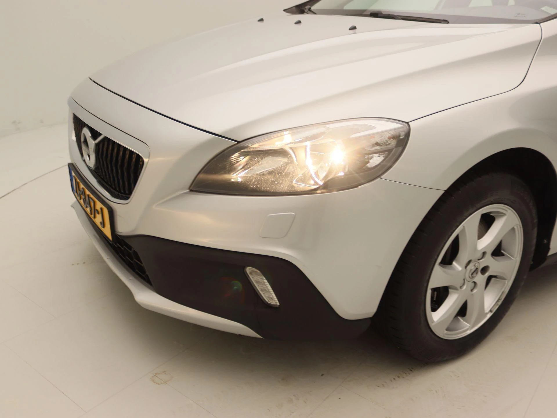 Volvo-V40-image-14
