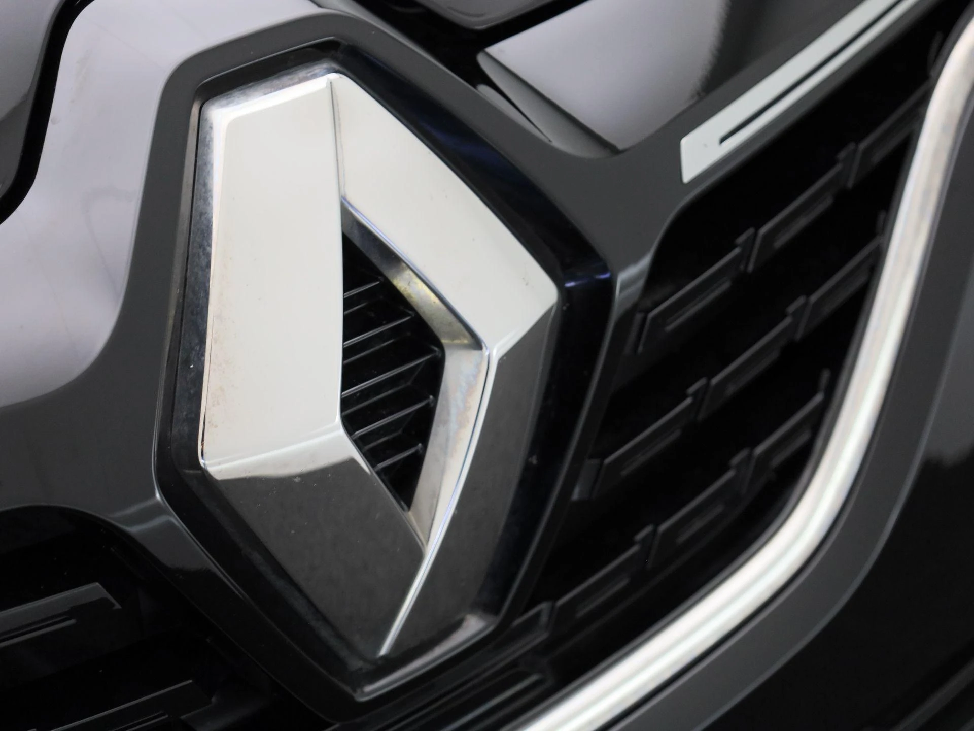 Renault-Megane E-Tech-image-34