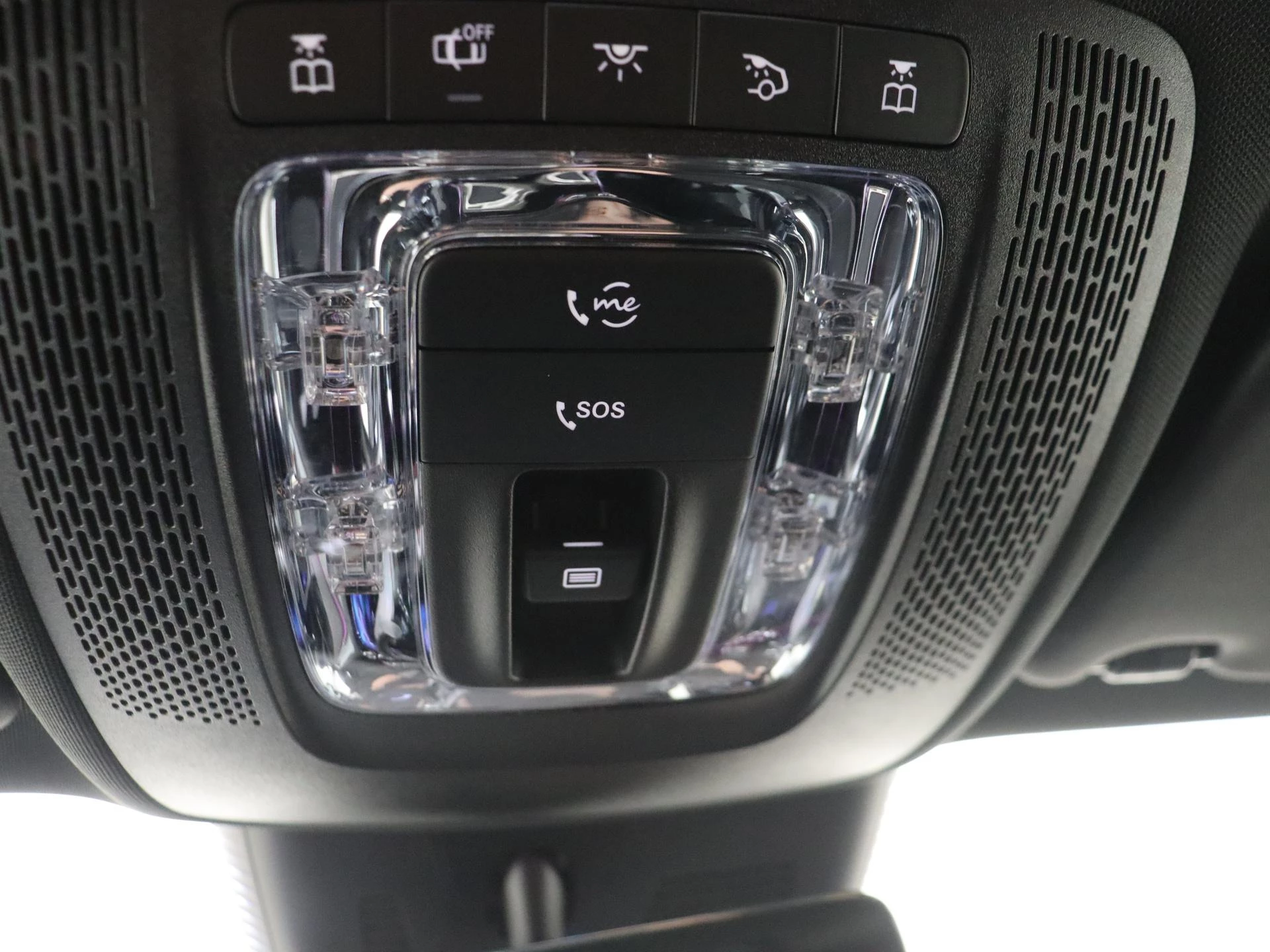 Mercedes-Benz-B-Klasse-image-25