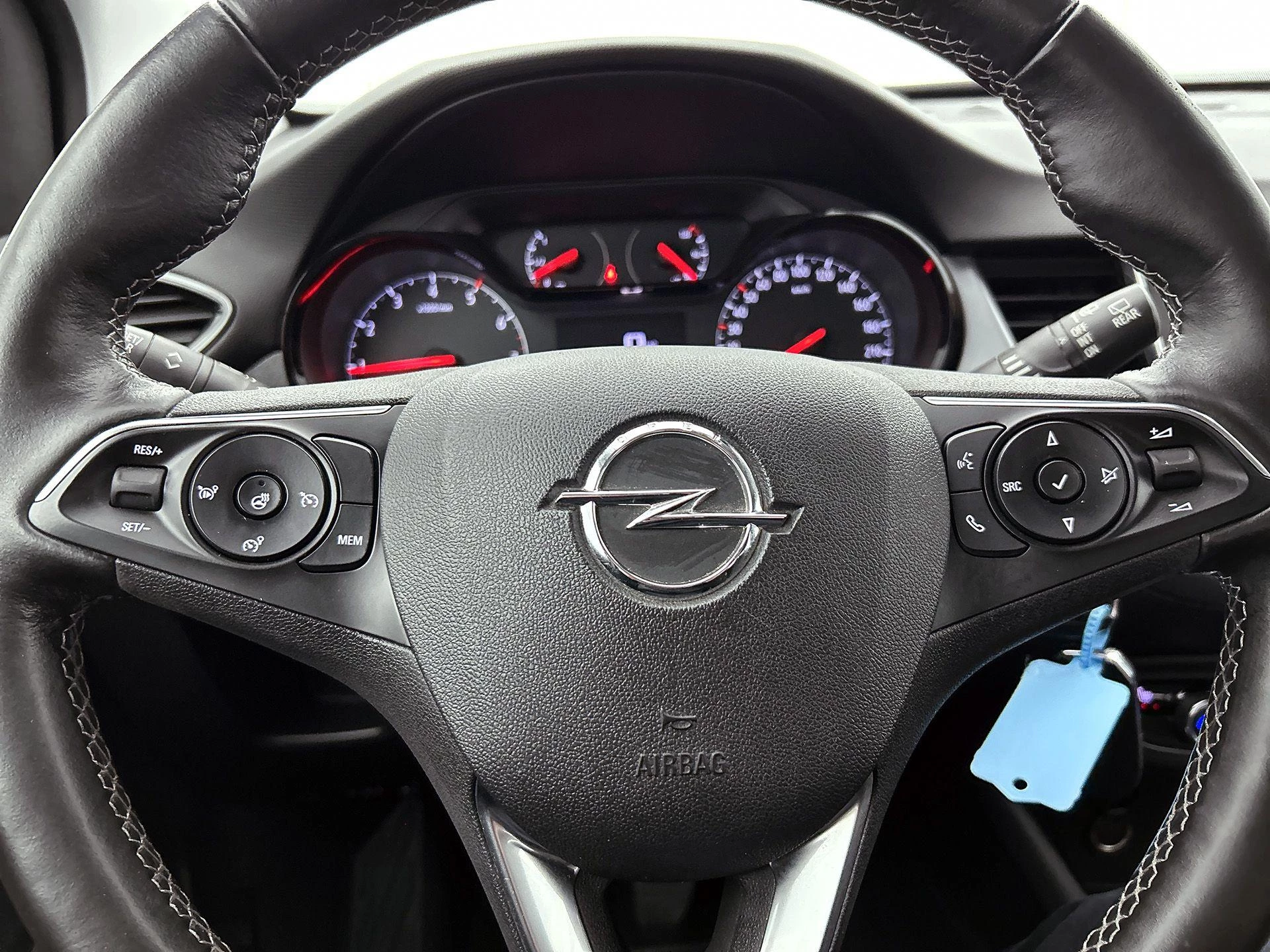 Opel-Crossland X-image-34