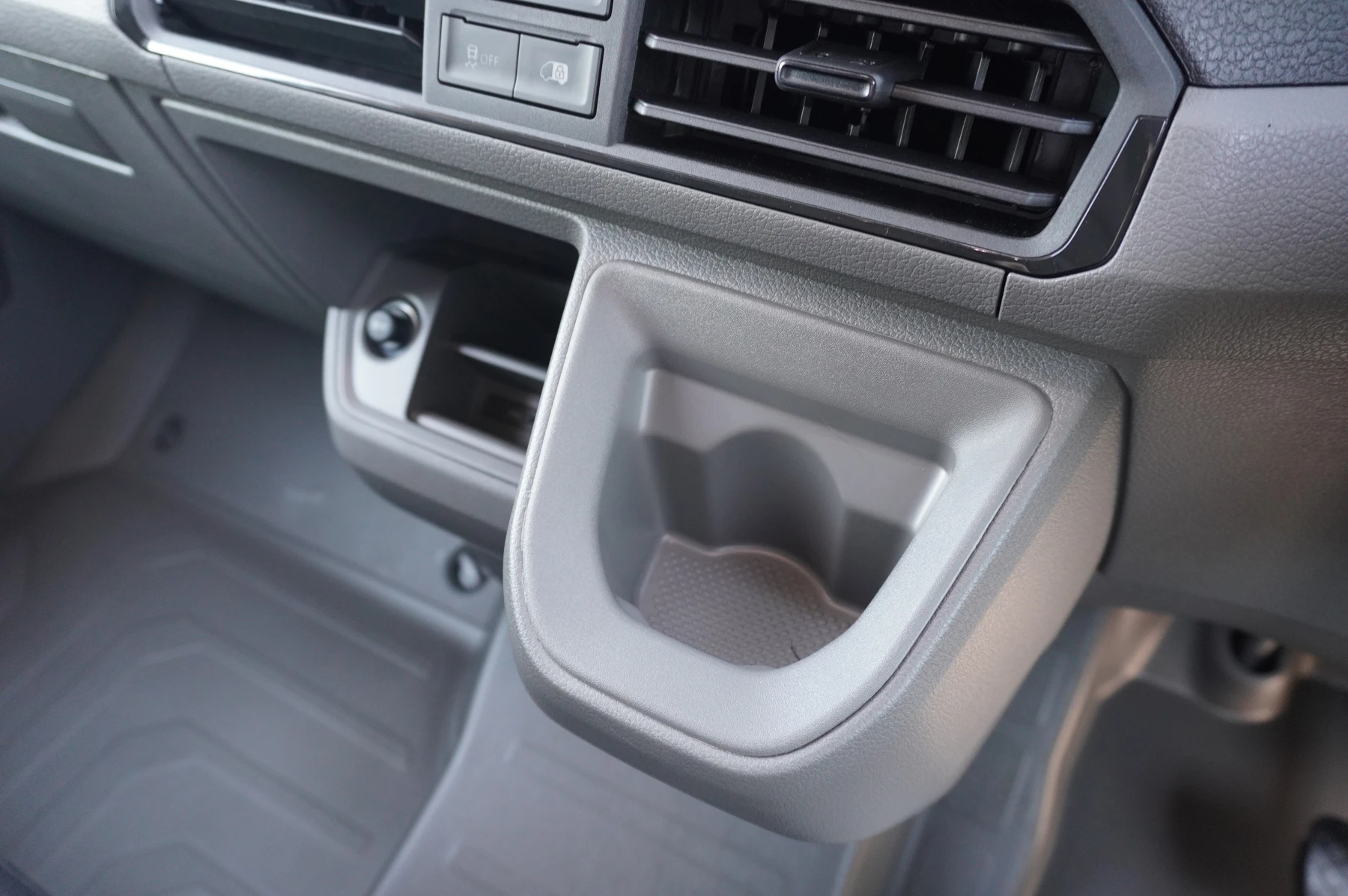 Volkswagen-Crafter-image-34