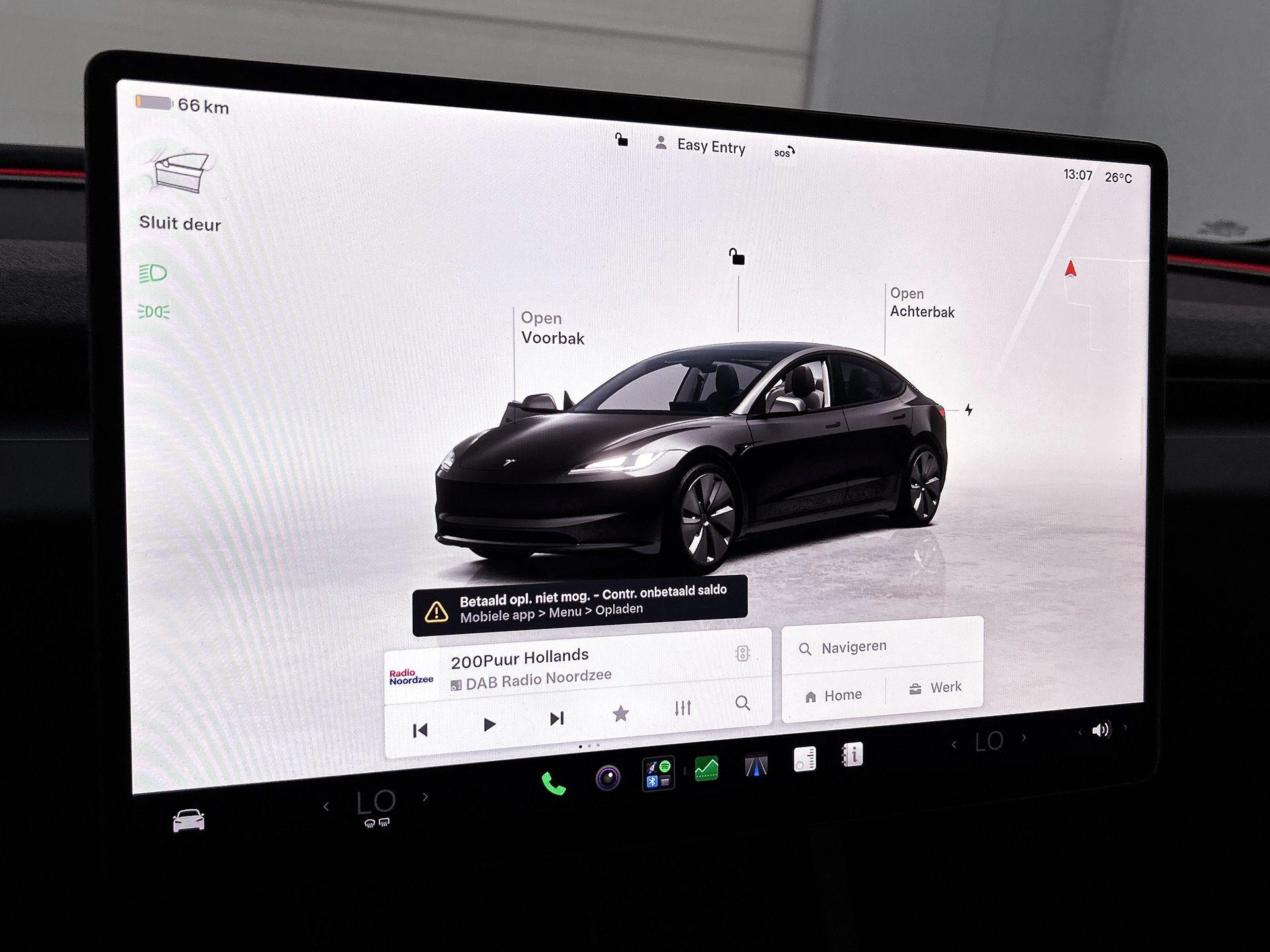 Tesla-Model 3-image-30