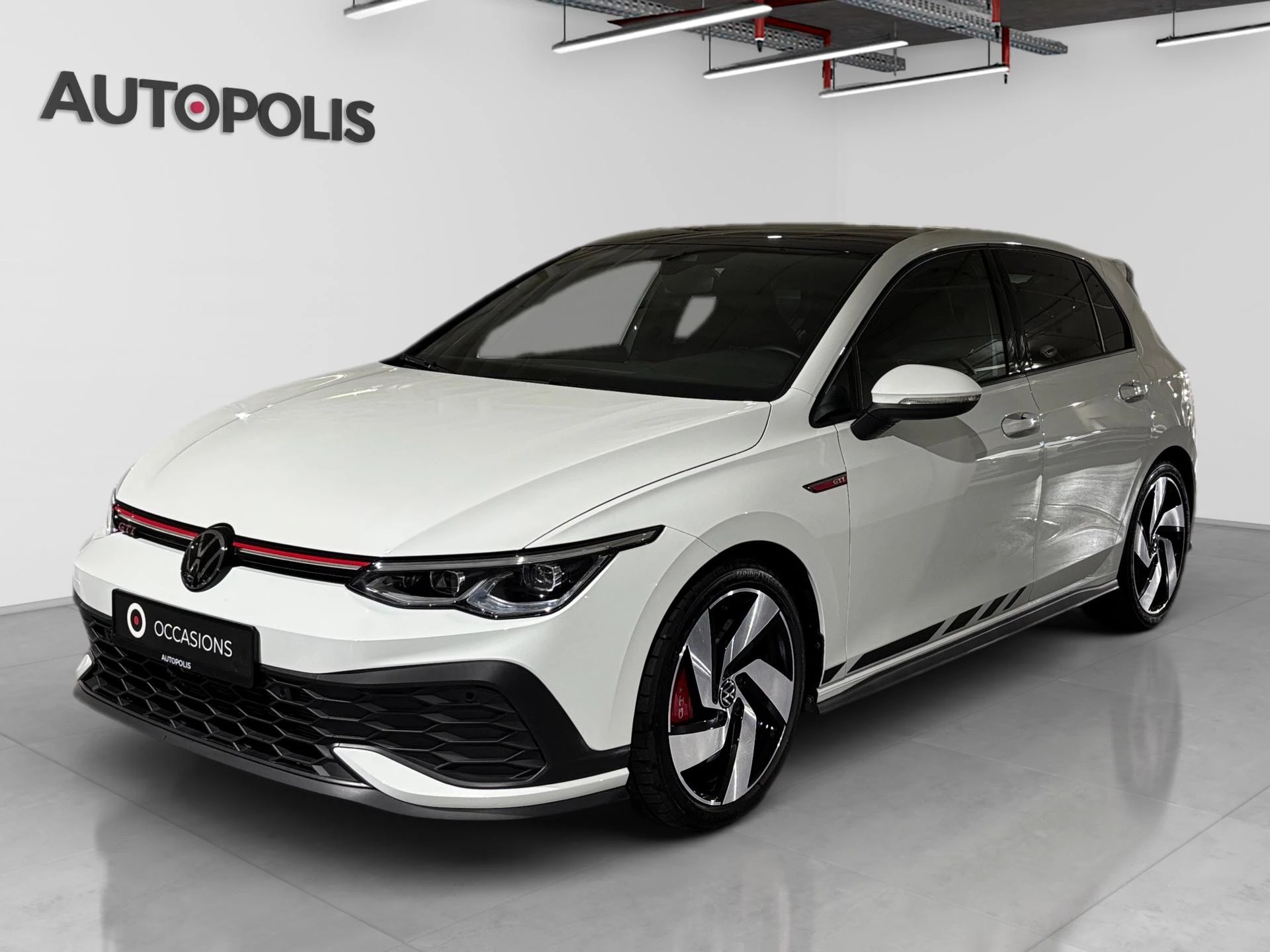 Volkswagen-Golf-image-0