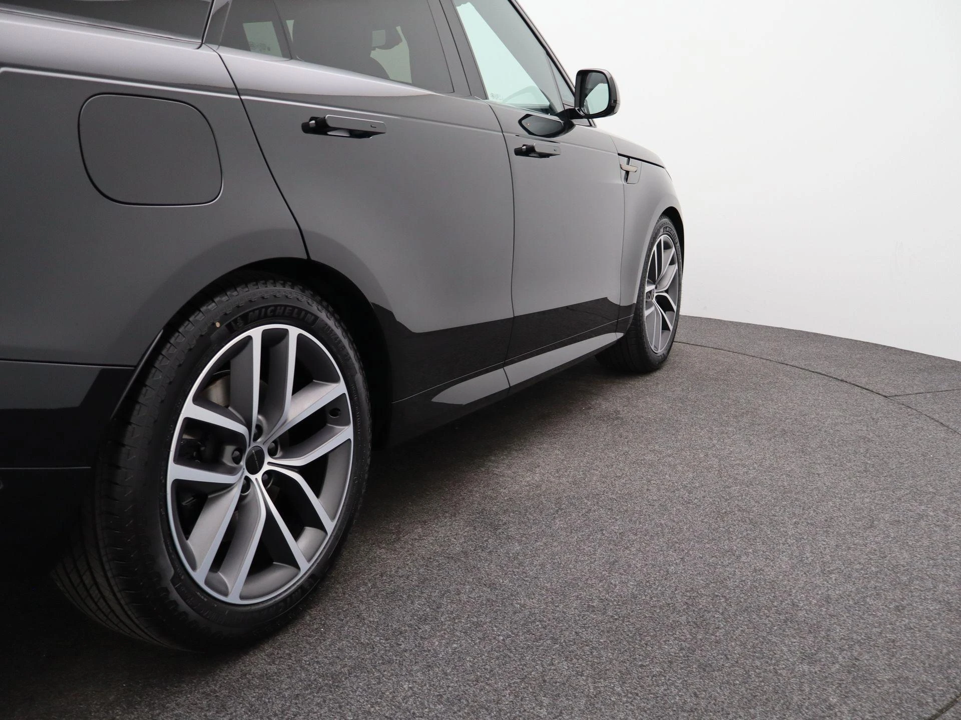 Land Rover-Range Rover Sport-image-46