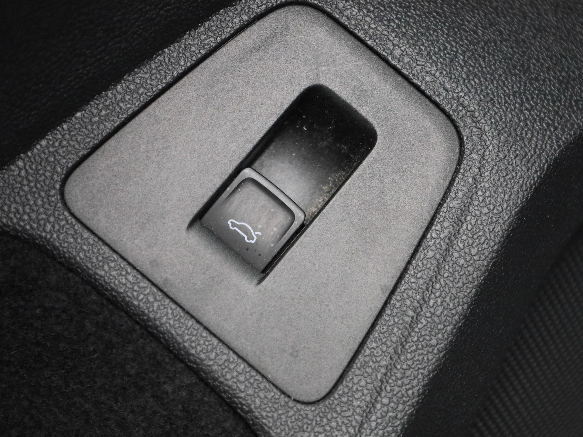 Volkswagen-Tiguan-image-33