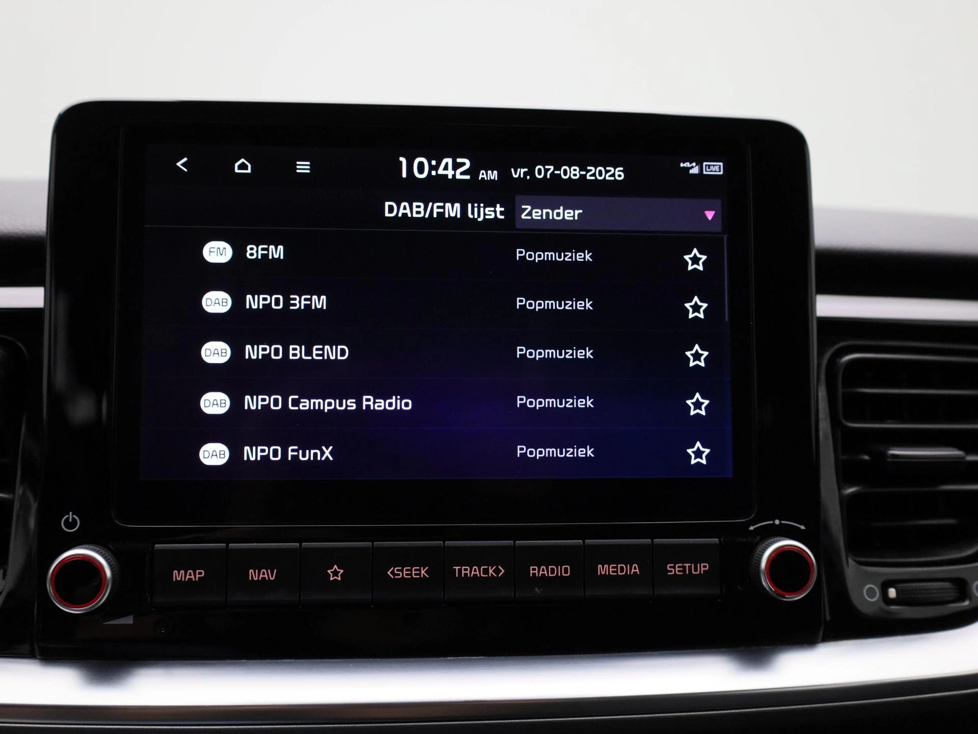 Kia-Stonic-image-18