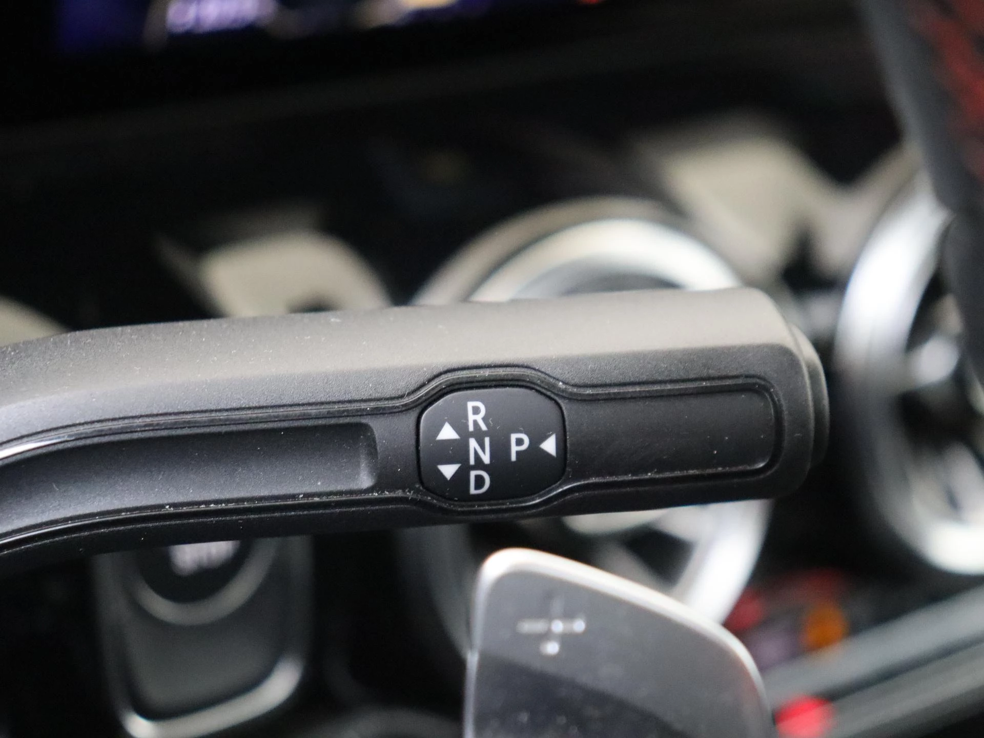 Mercedes-Benz-EQA-image-15