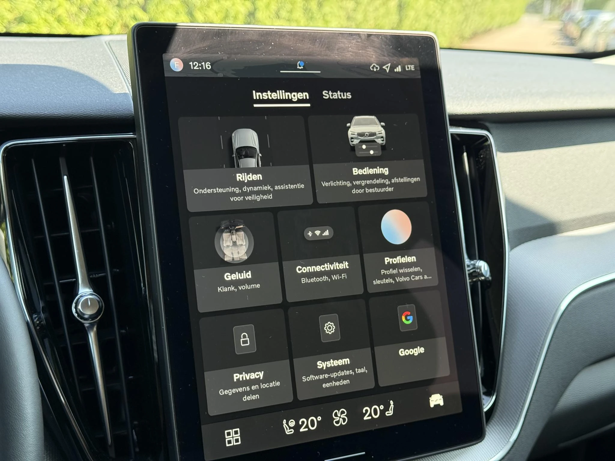 Volvo XC60 T6 Plug-in hybrid AWD Essential Trekhaak