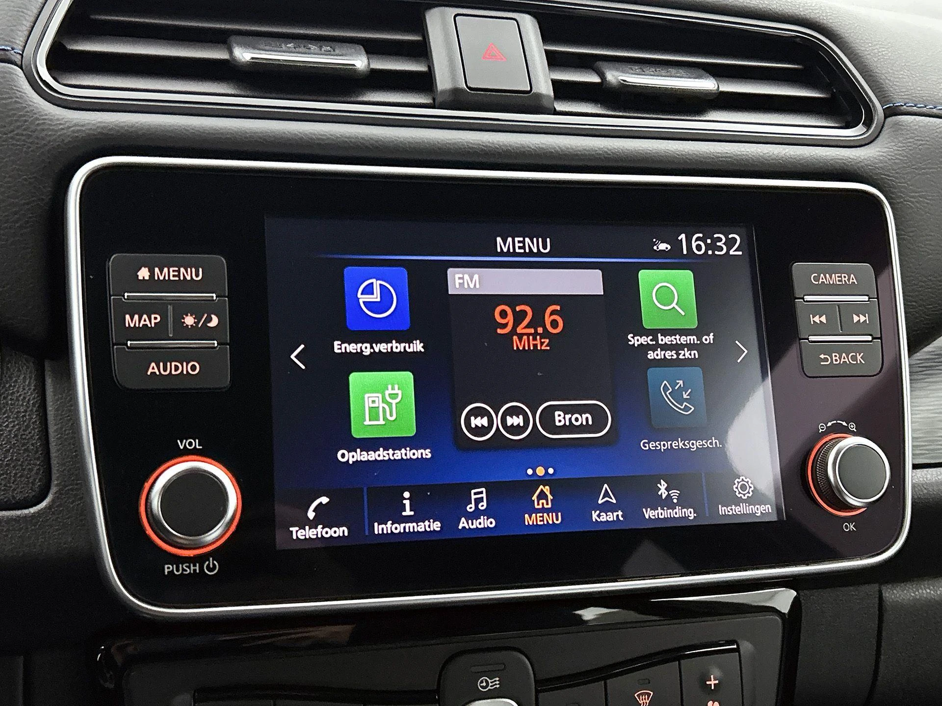 Nissan-Leaf-image-25