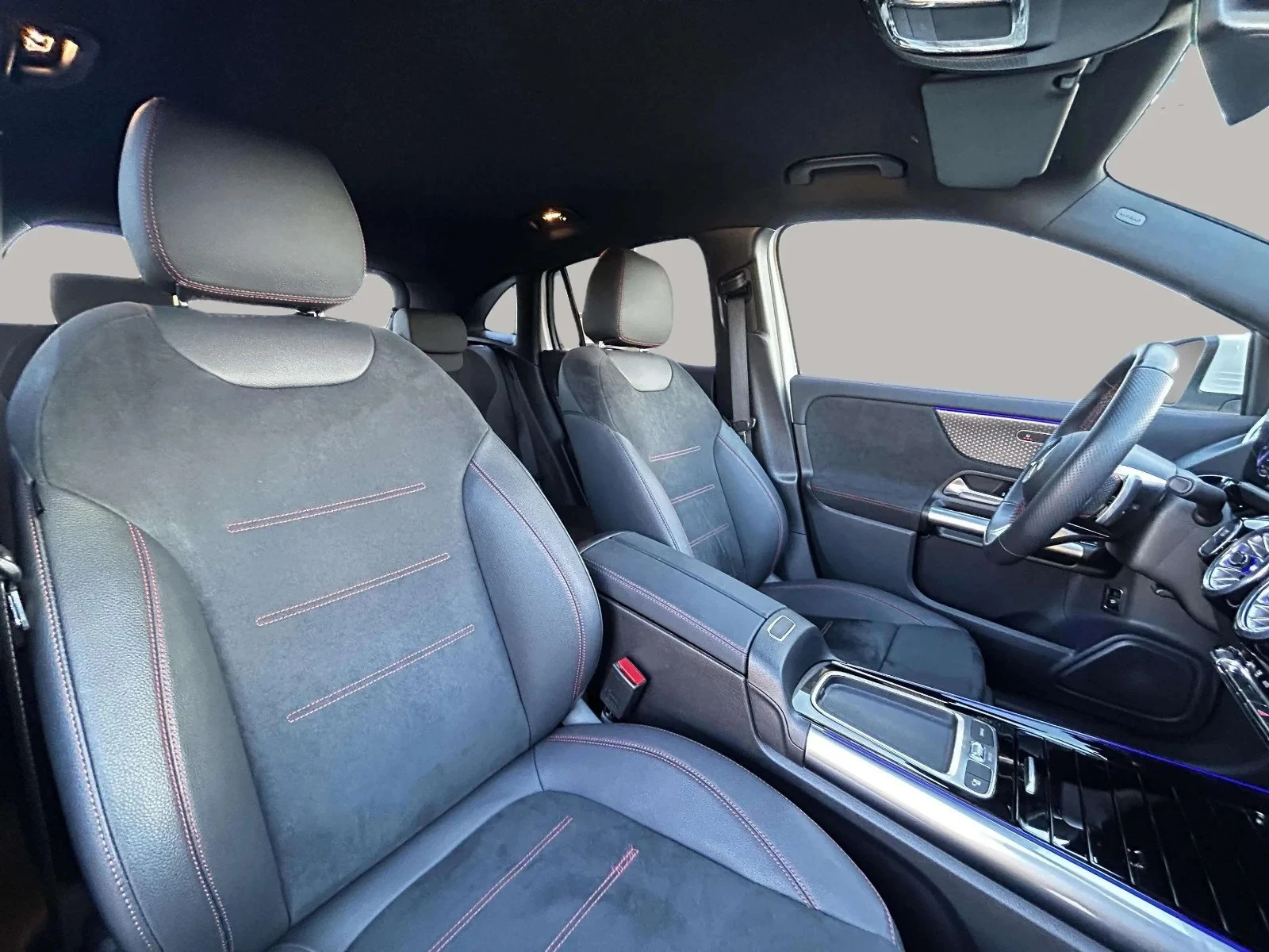 Mercedes-Benz-EQA-image-11