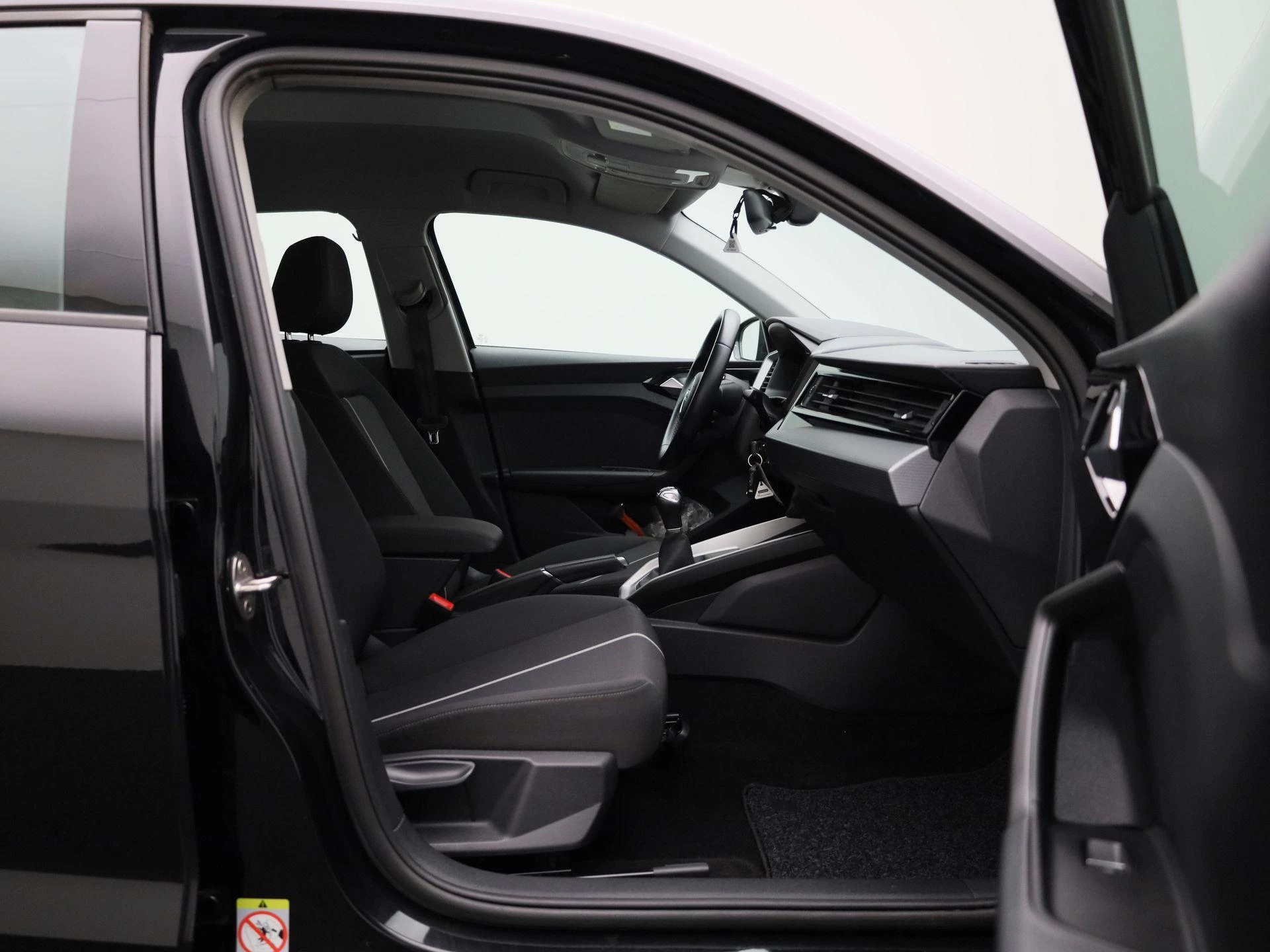Audi-A1 Sportback-image-32