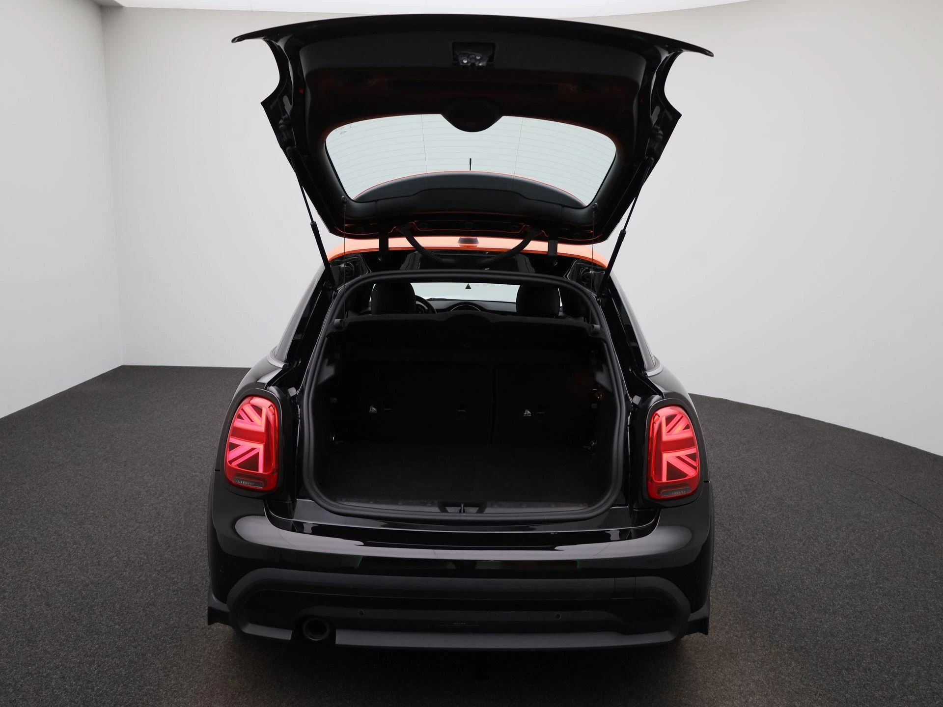 MINI-Cooper-image-10