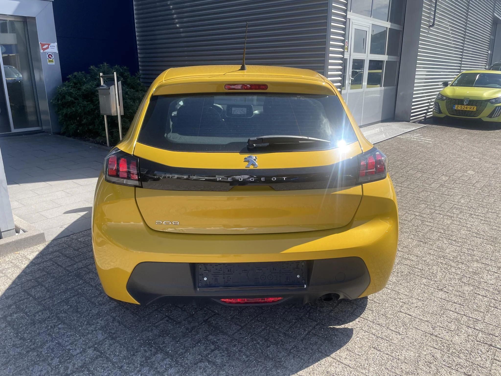 Peugeot-208-image-5