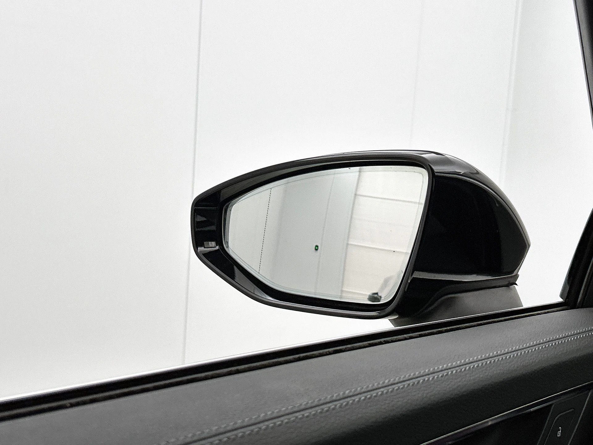Audi-A6-image-20