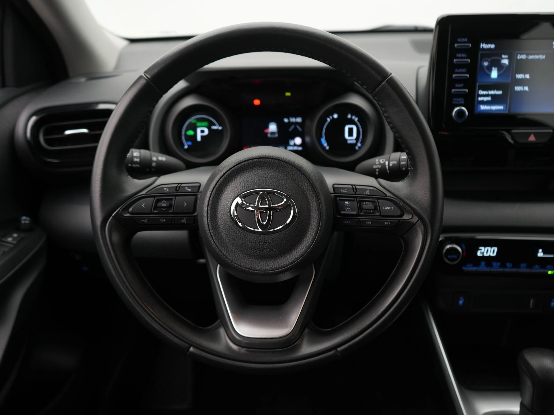 Toyota-Yaris-image-7