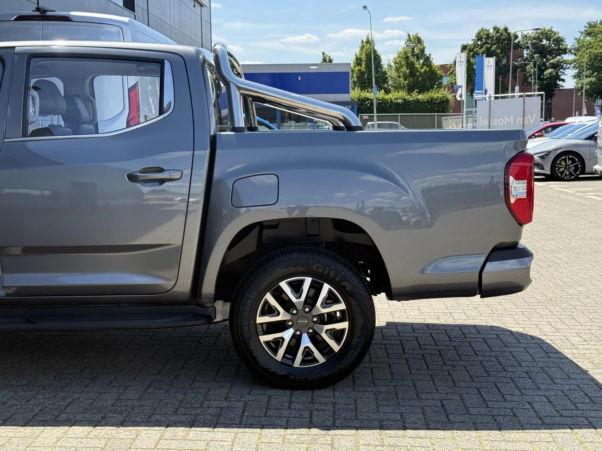 Maxus-T90 EV-image-7