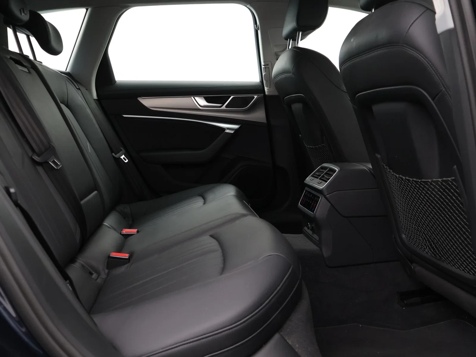 Audi A6 Avant 40TDi Business Edition 204PK *AUTOMAAT*LEDER*CAMERA*ACC*PDC*APP-CONNECT*VIRTUAL COCKPIT*...*