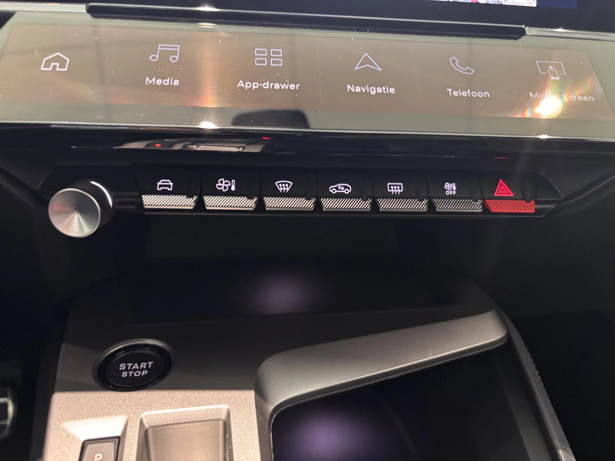 Peugeot-308-image-19