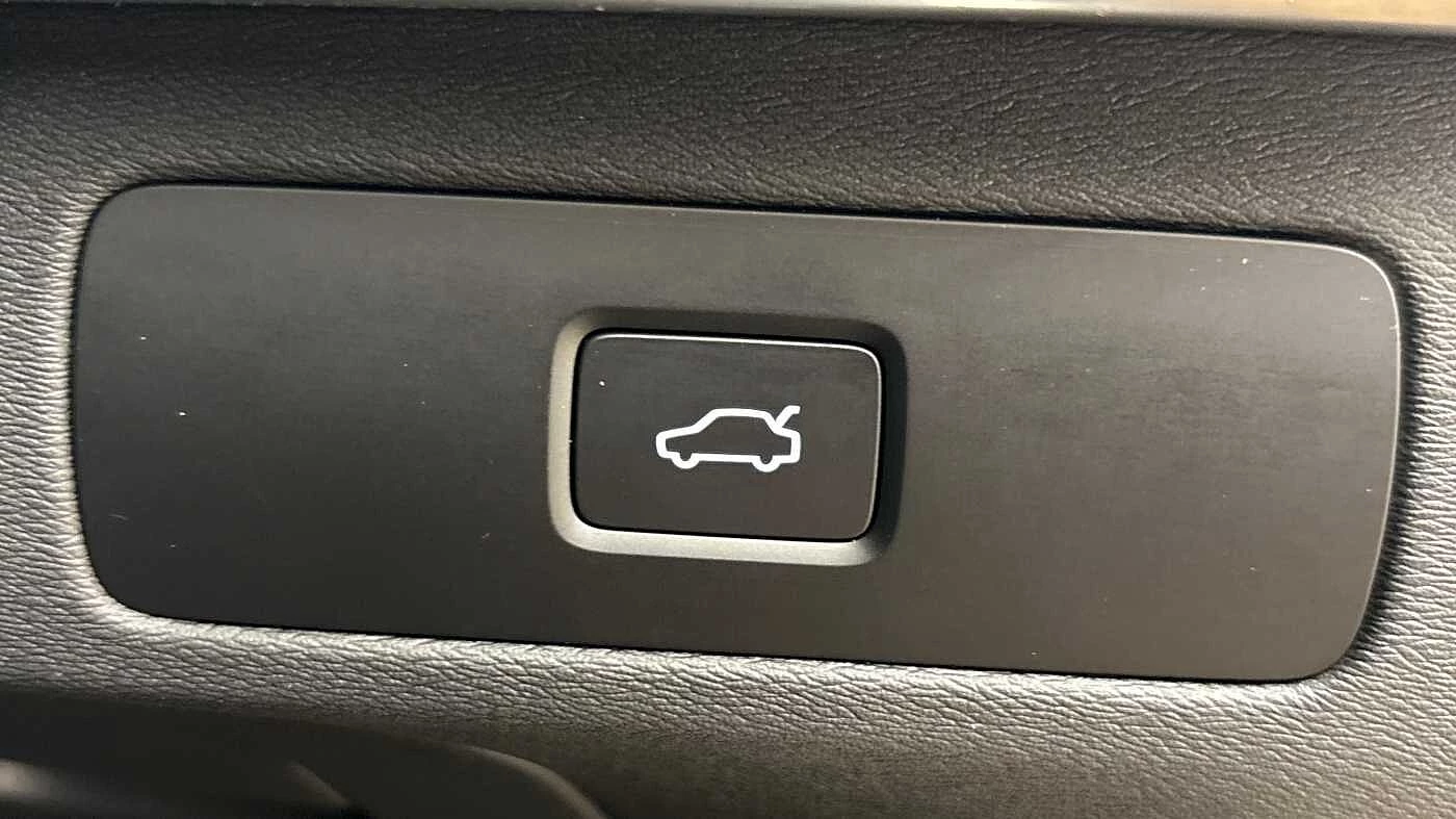 Volvo-XC90-image-37