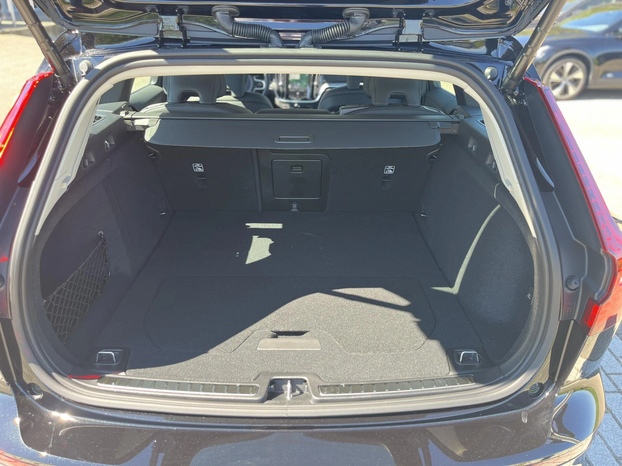Volvo-V60-image-17