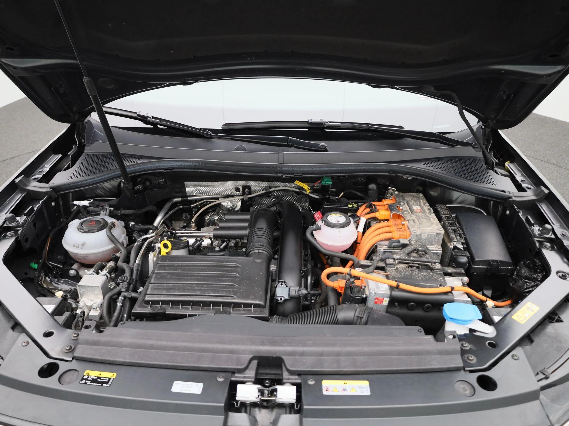 Volkswagen-Tiguan-image-50