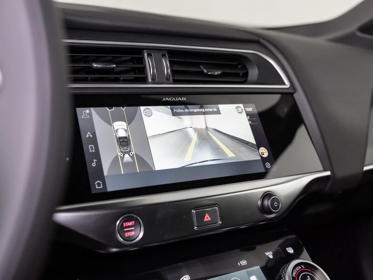 Jaguar-I-PACE-image-22