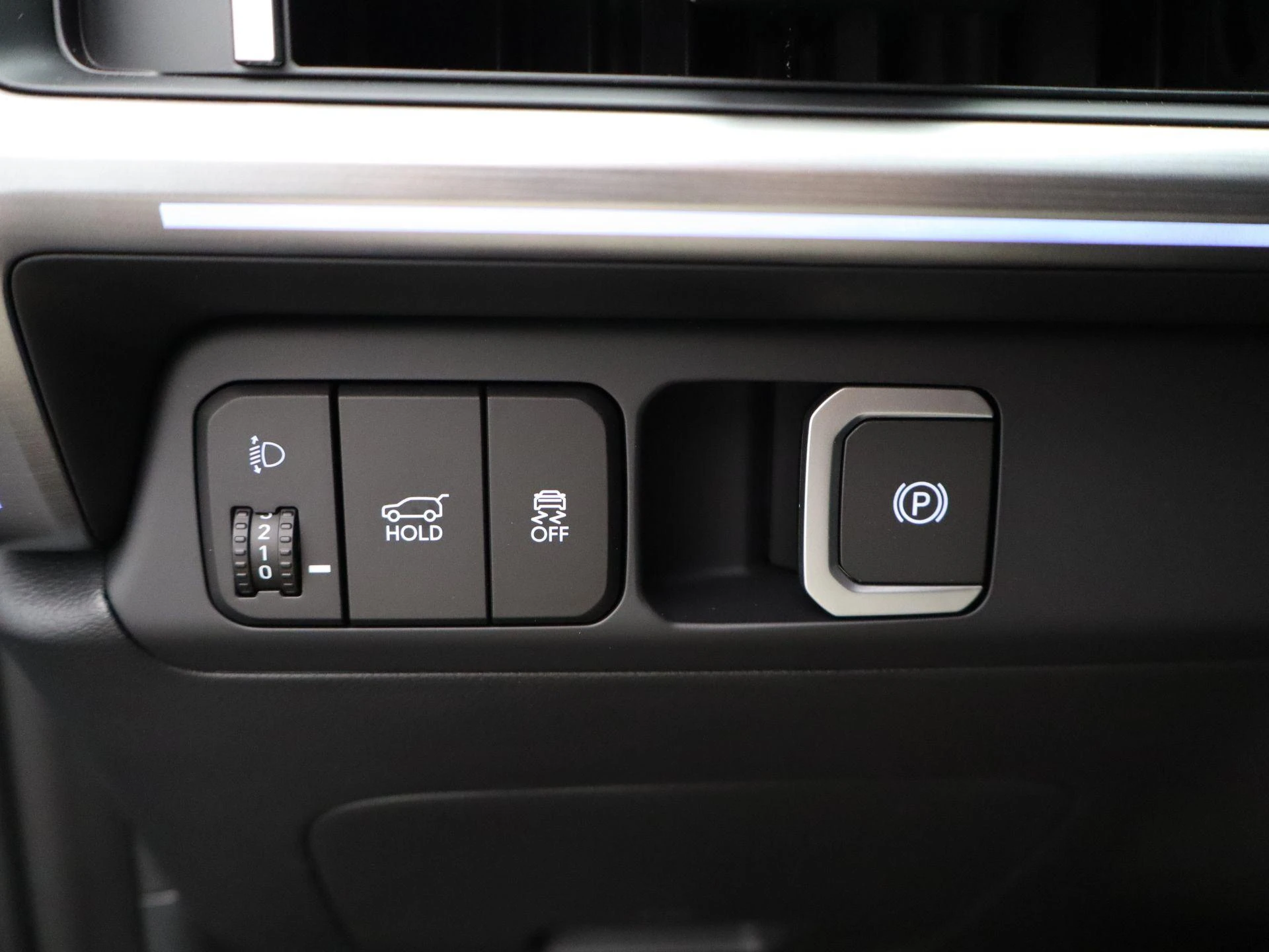 Hyundai-Santa Fe-image-24